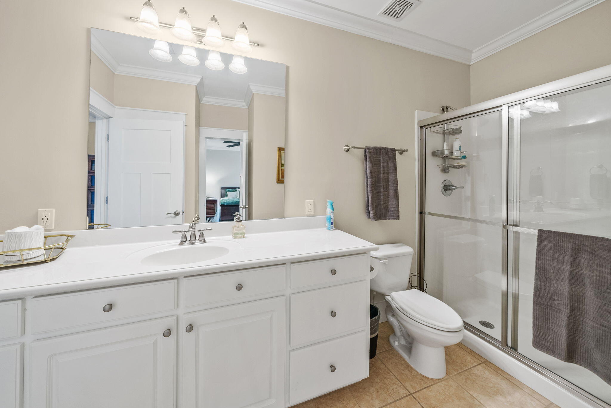 BAYWOOD SHORE ESTATES - Residential