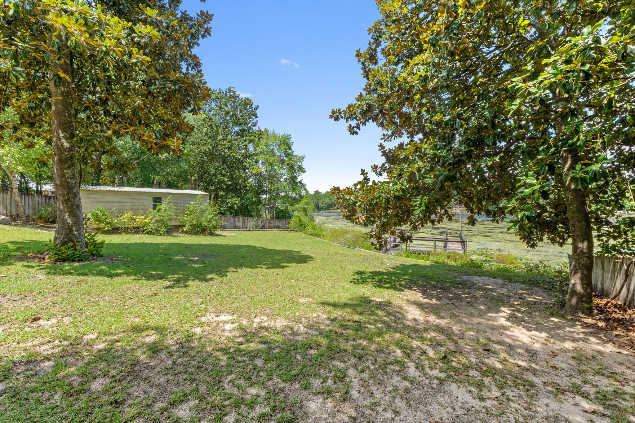 LAKE HOLLEY ESTATES - Residential