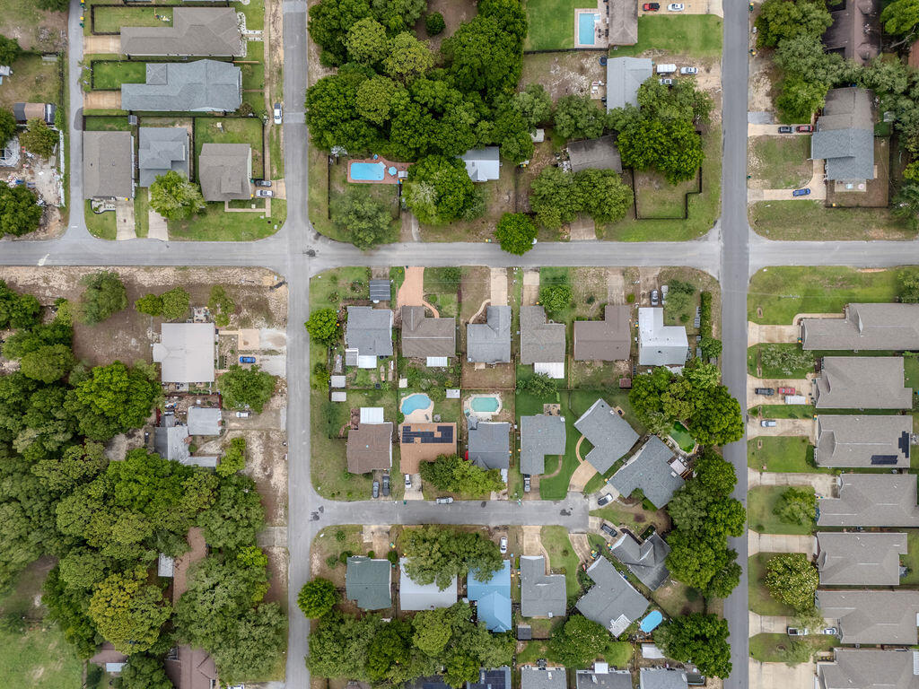 PATRICIAS PLACE - Residential