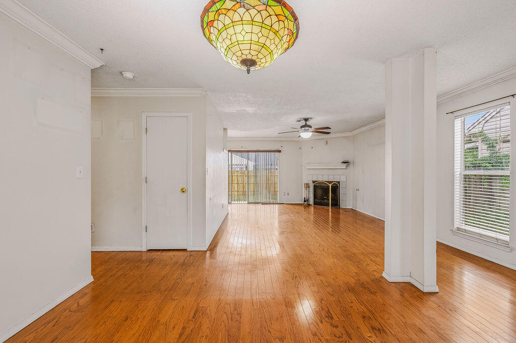 PATRICIAS PLACE - Residential
