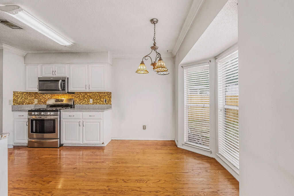 PATRICIAS PLACE - Residential
