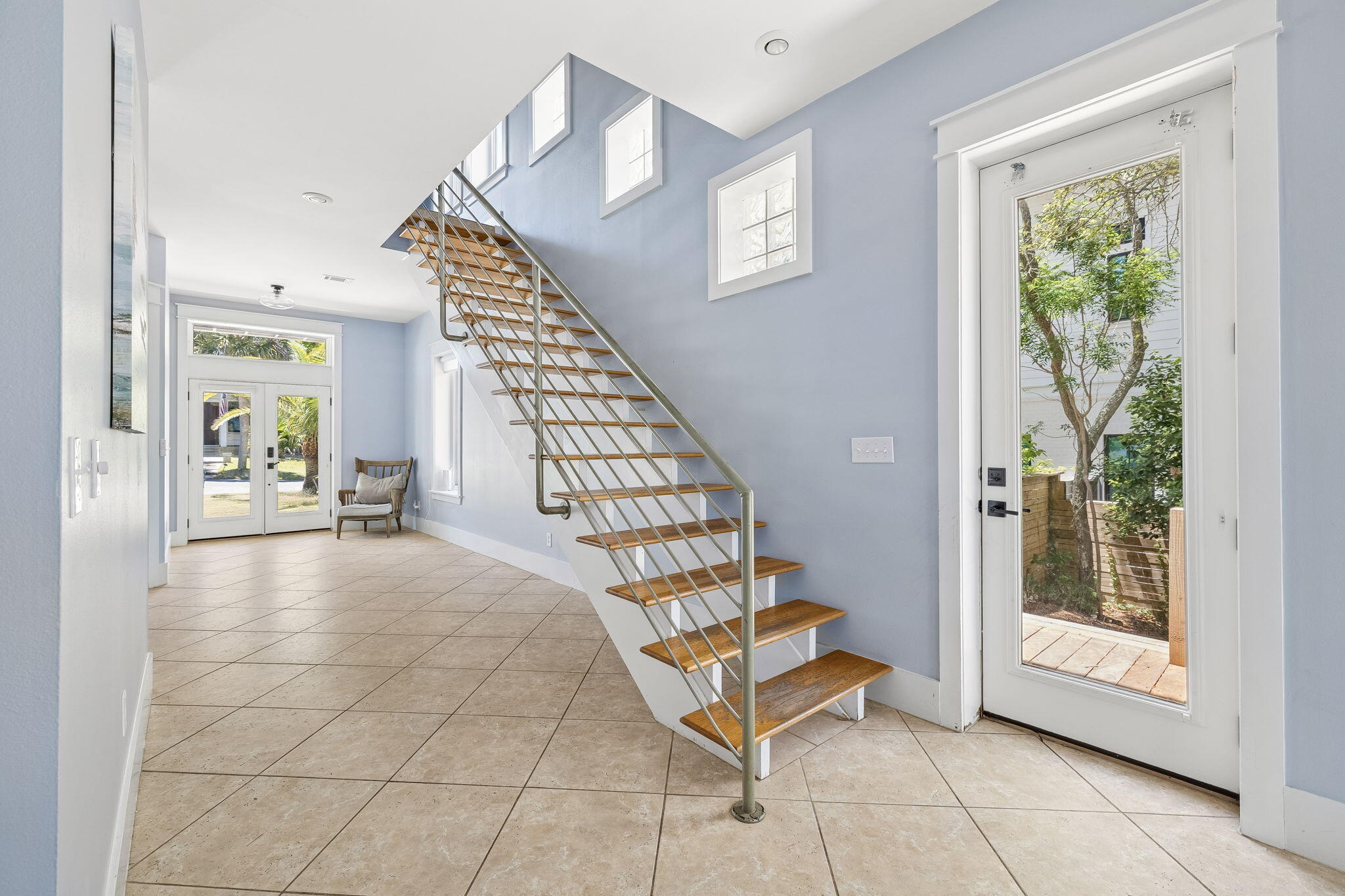 BEACH HIGHLAND - Residential