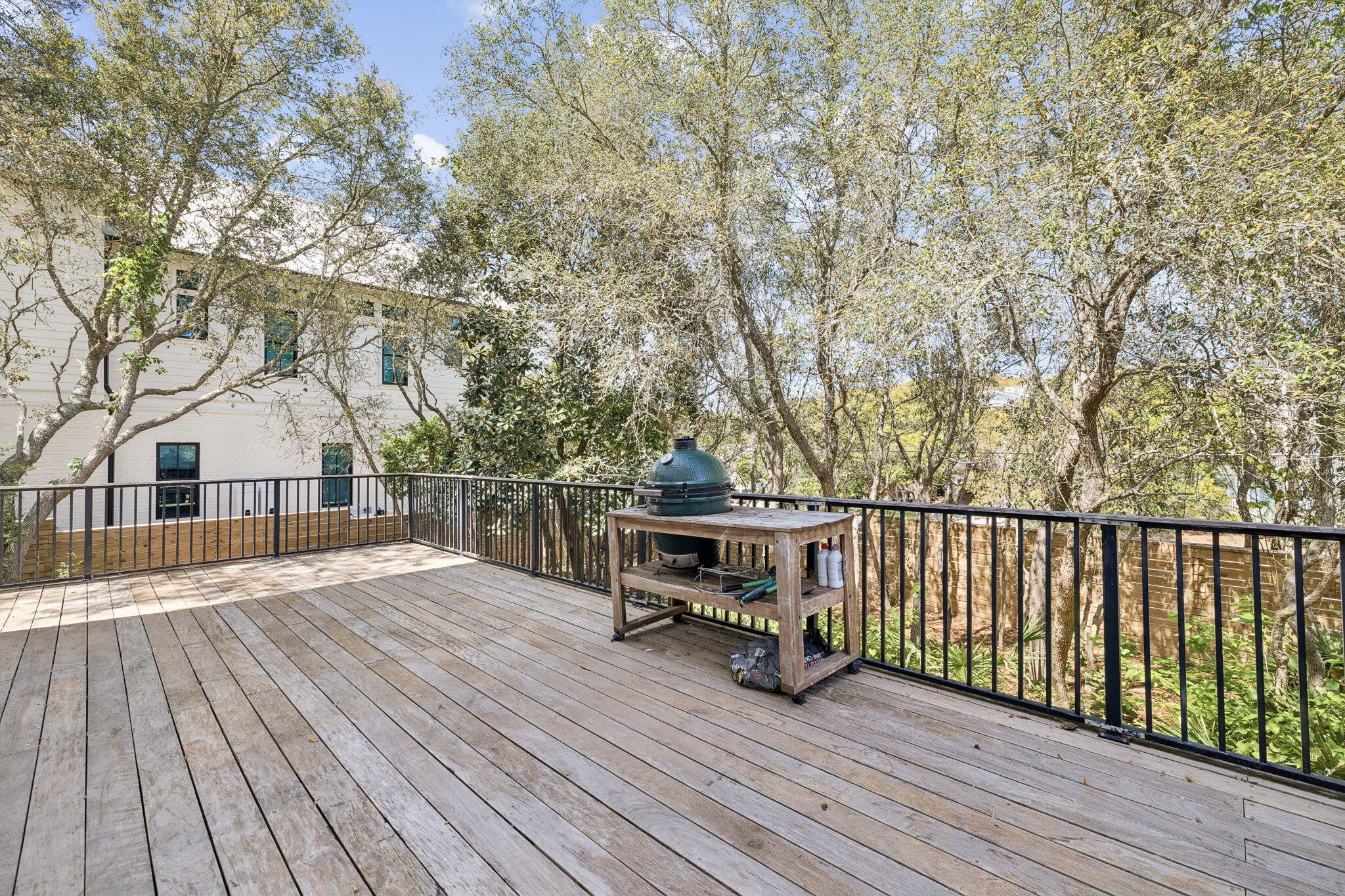 BEACH HIGHLAND - Residential