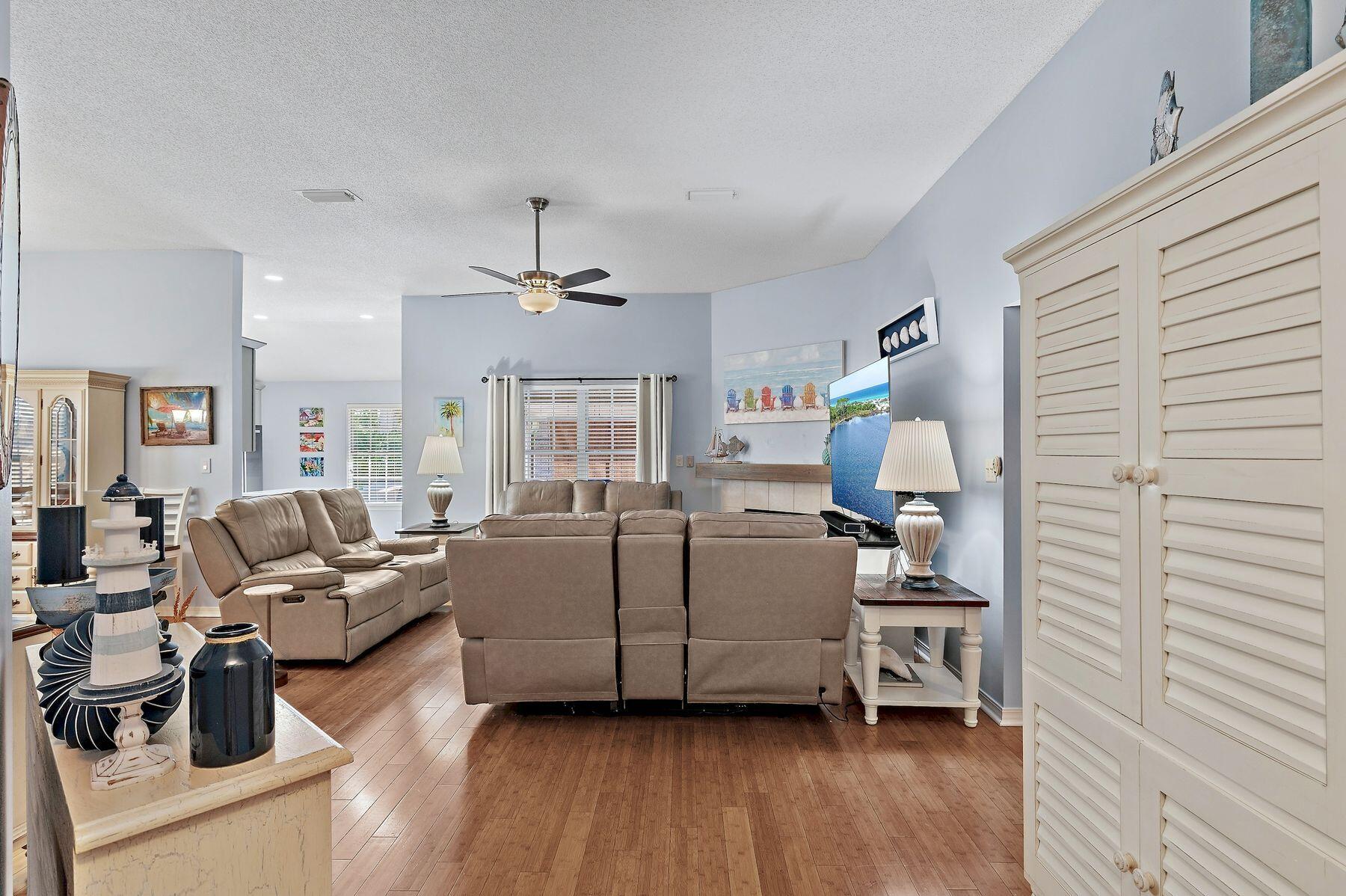 BAYSIDE PH 2 - Residential