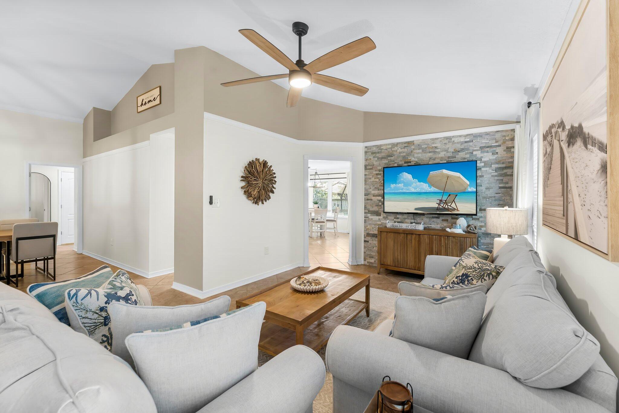 PARADISE RETREAT - Residential