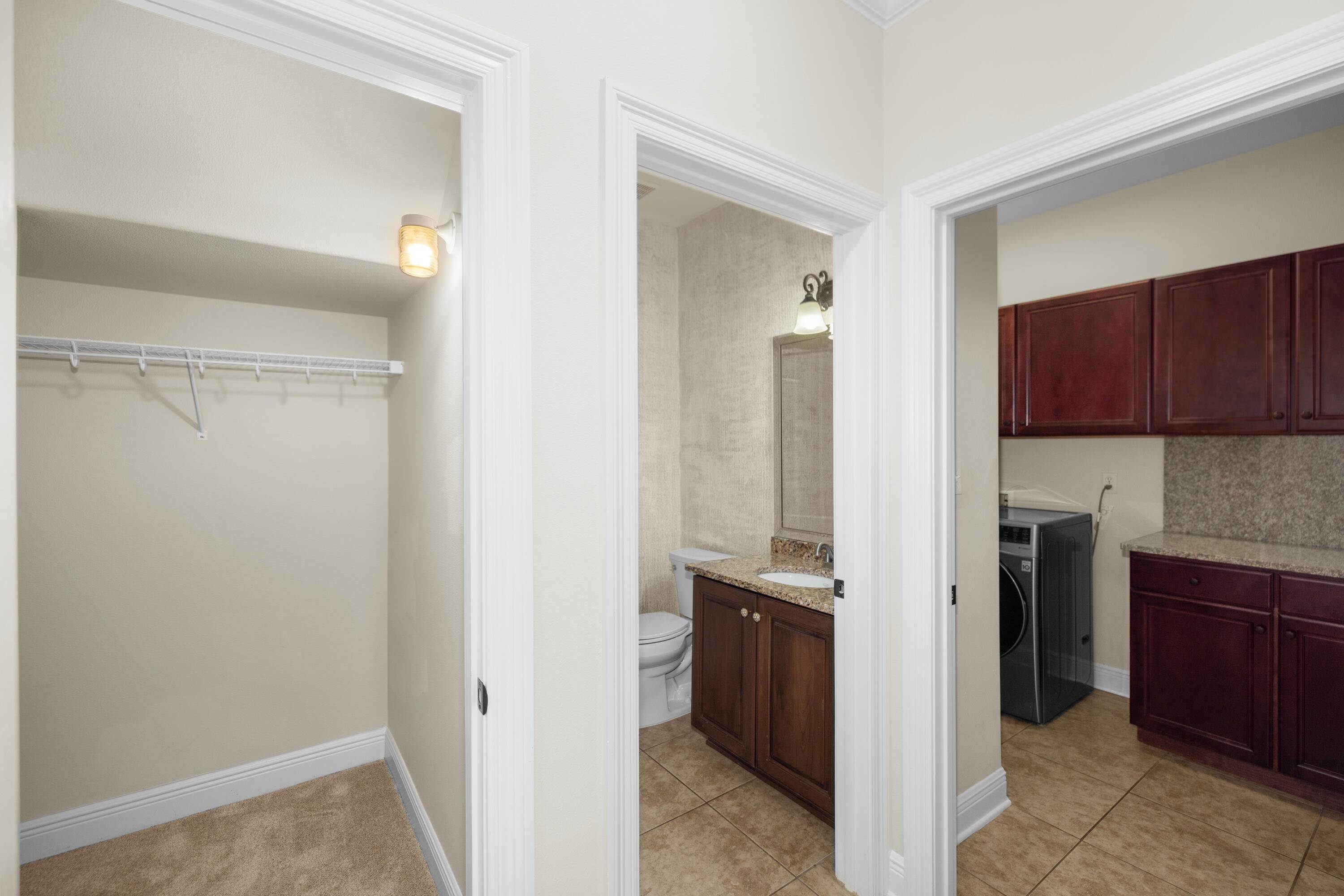BAYWALK LANDING - Residential Lease