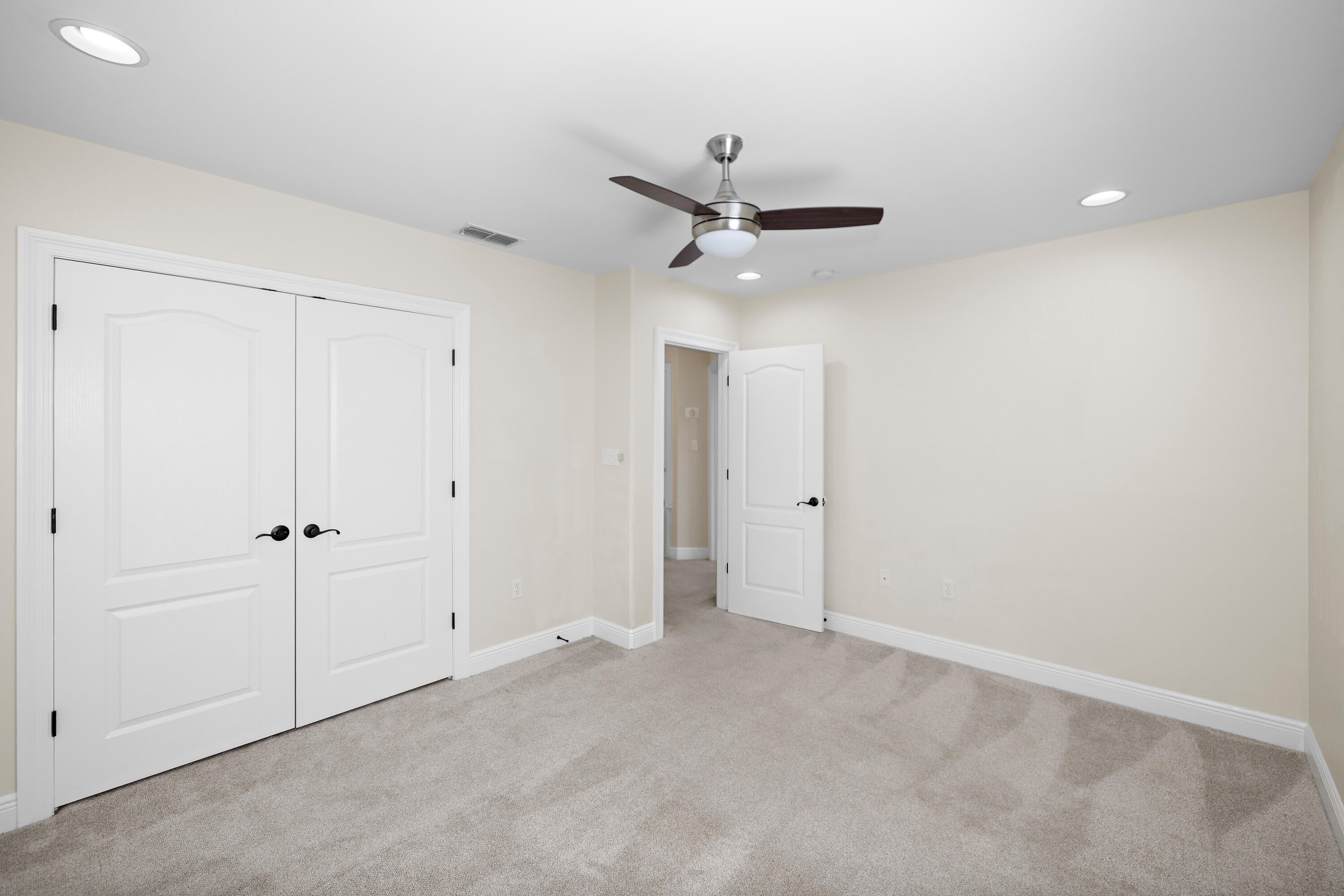 BAYWALK LANDING - Residential Lease