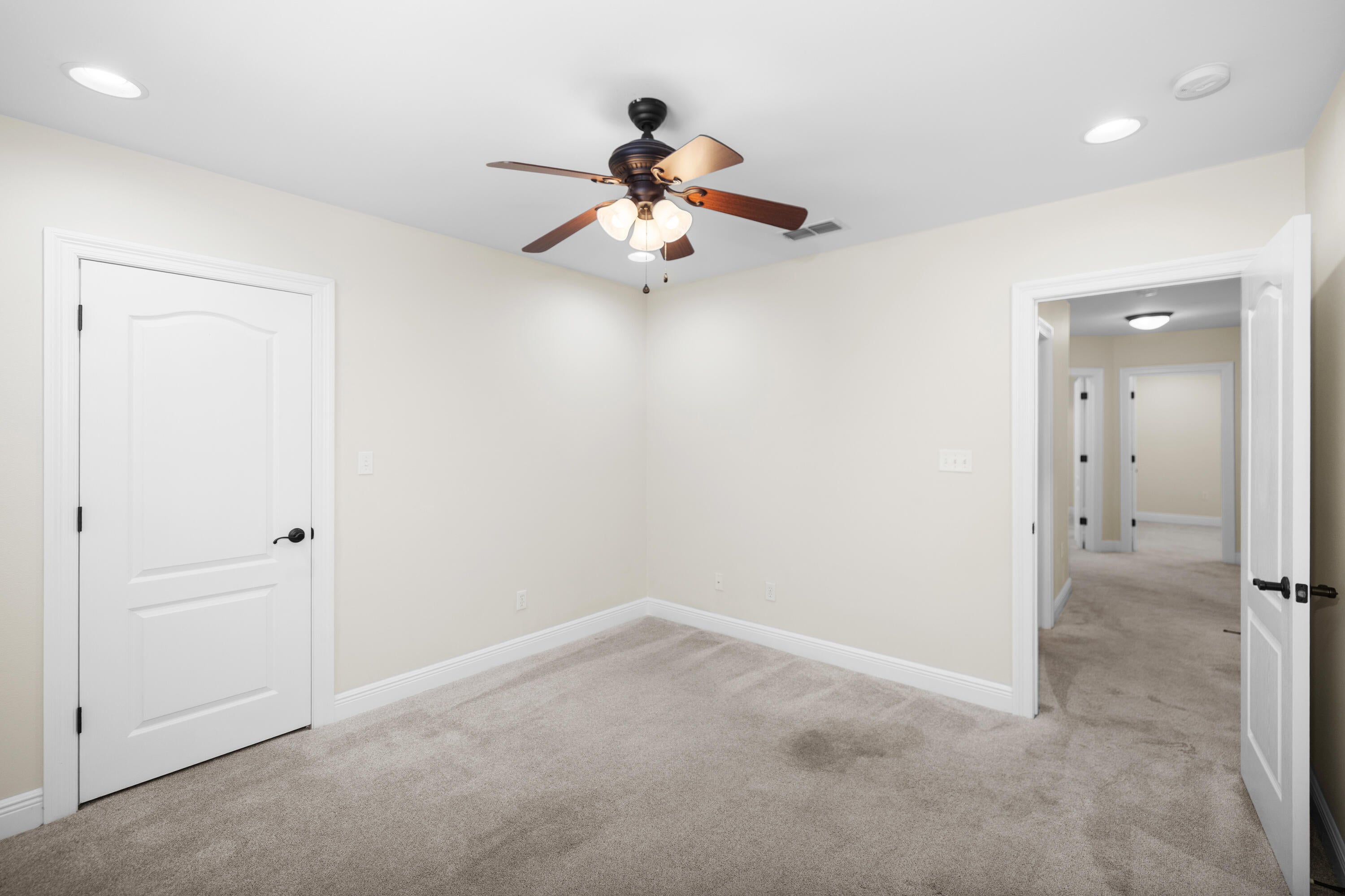 BAYWALK LANDING - Residential Lease
