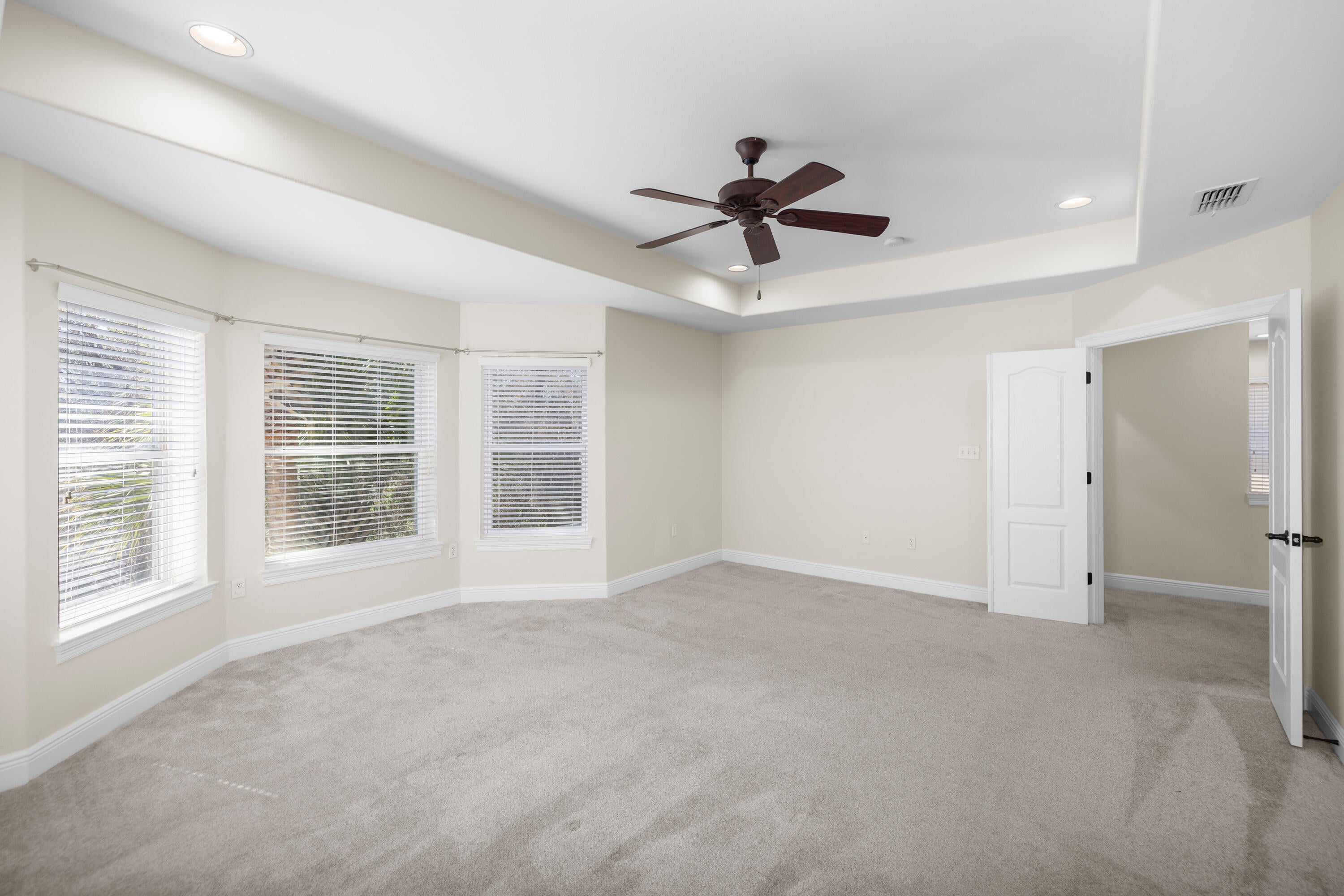 BAYWALK LANDING - Residential Lease