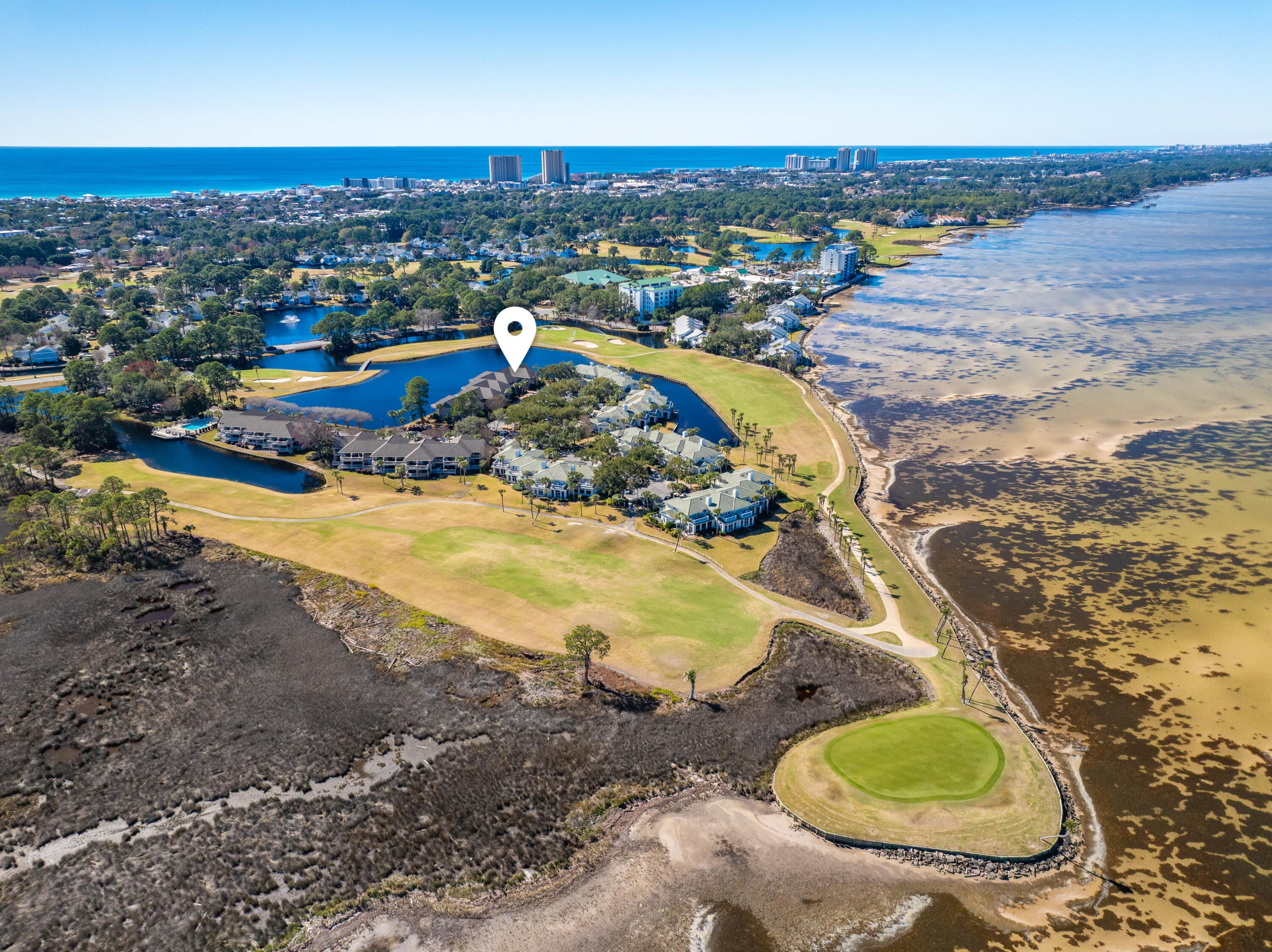 HARBOUR POINT CONDO - Residential