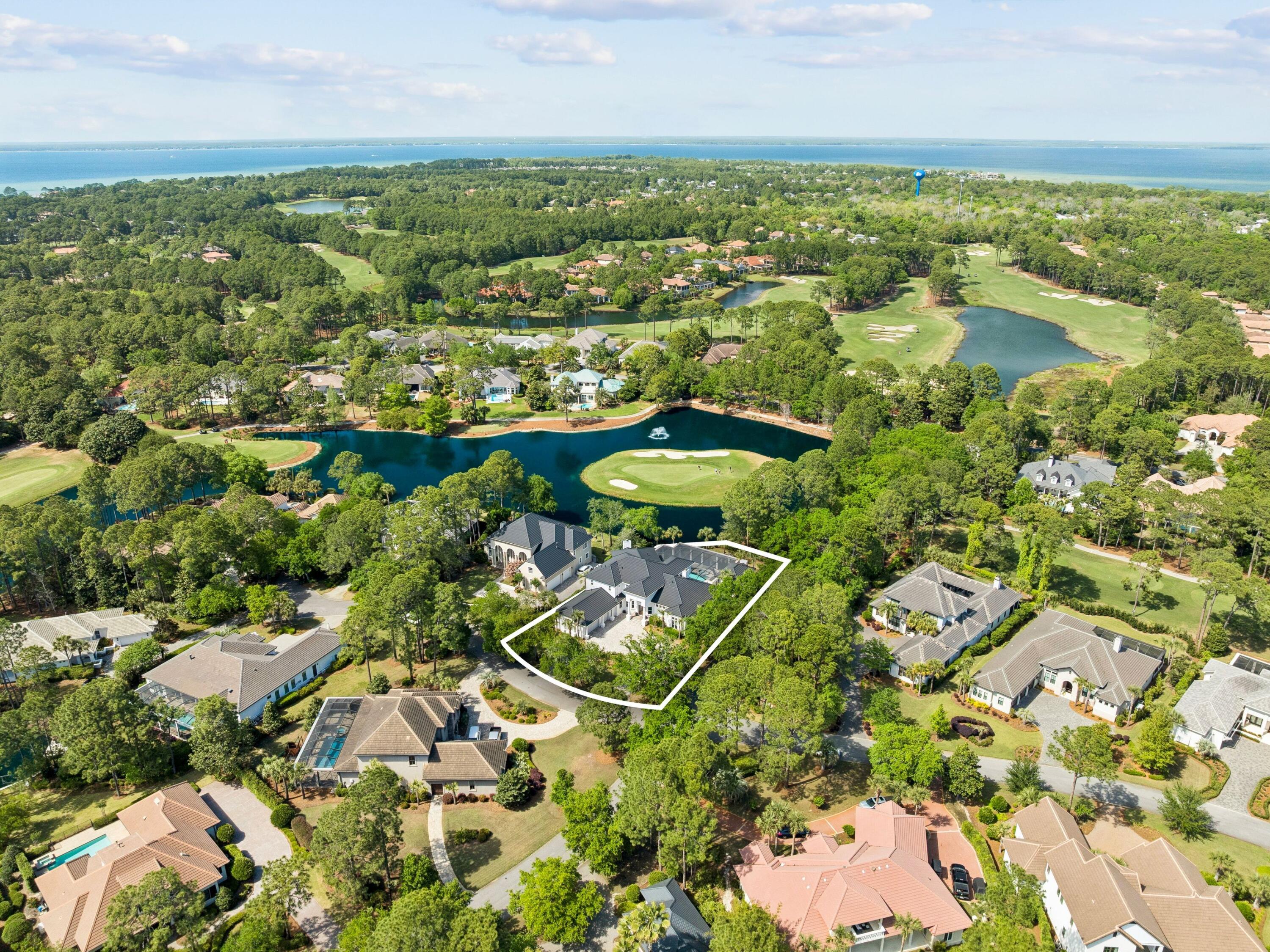 ISLAND GREEN - Residential