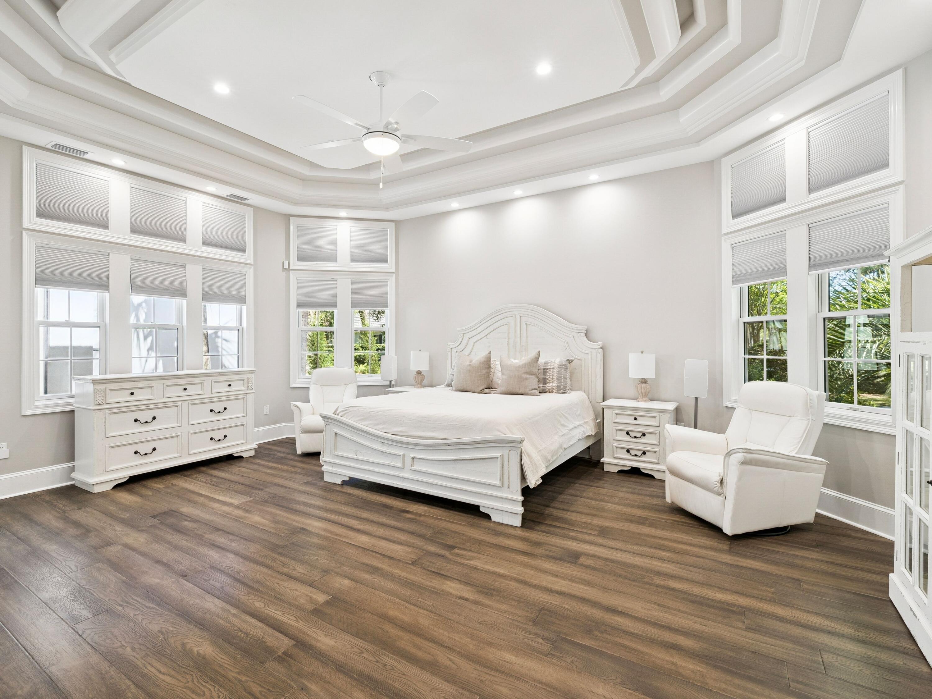 ISLAND GREEN - Residential