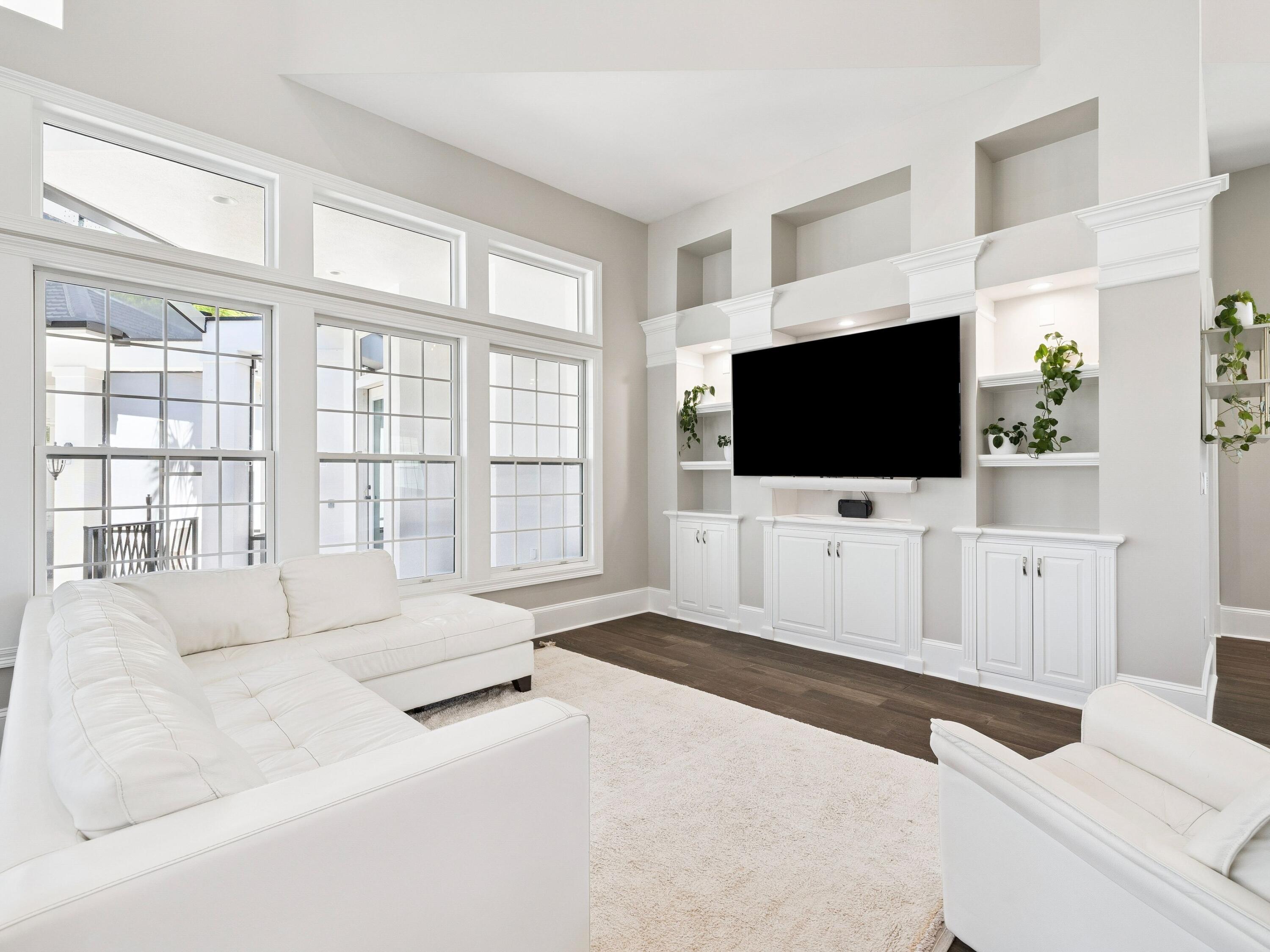 ISLAND GREEN - Residential