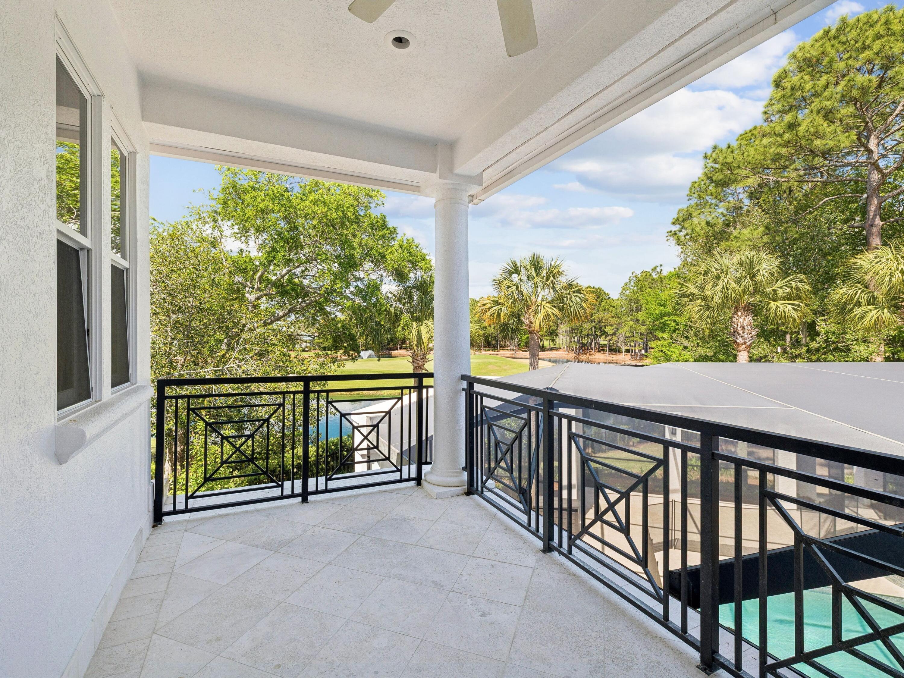 ISLAND GREEN - Residential