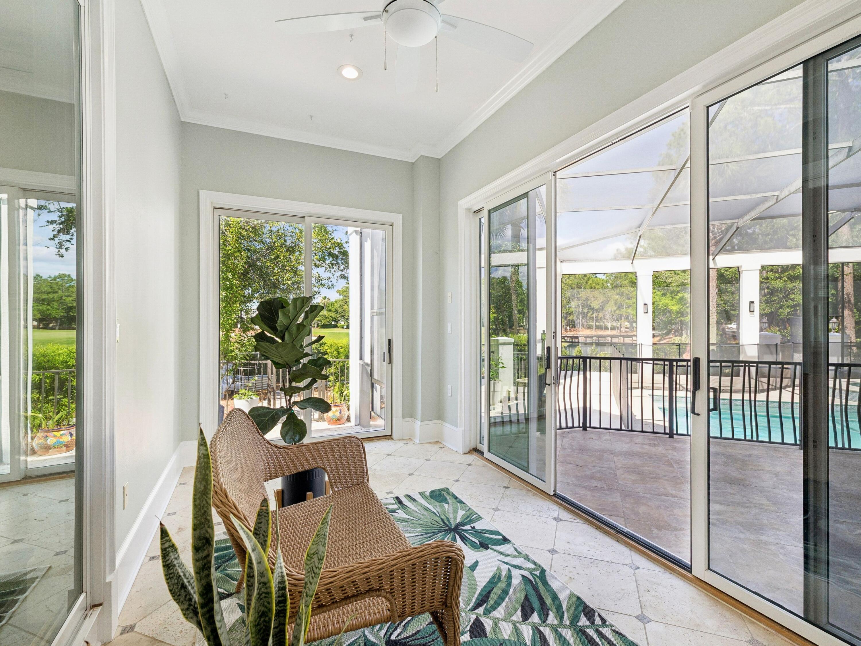 ISLAND GREEN - Residential