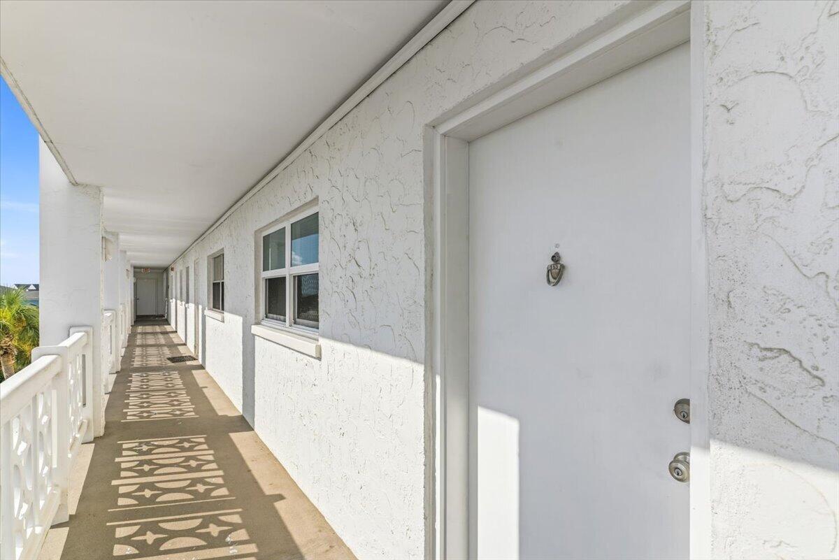 EL MATADOR CONDO - Residential