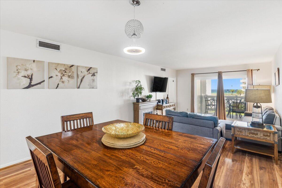 EL MATADOR CONDO - Residential