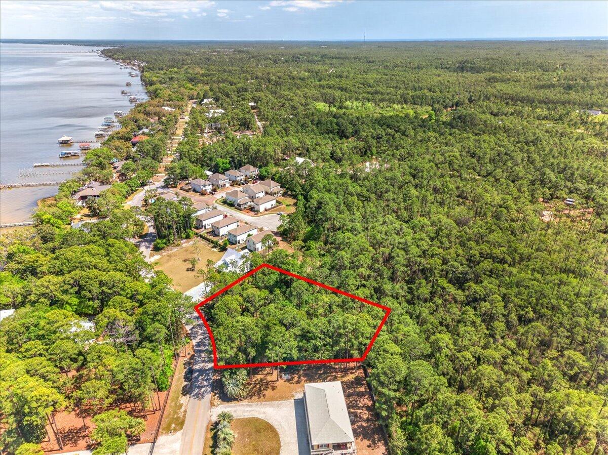 NO RECORDED SUBDIVISION - Land