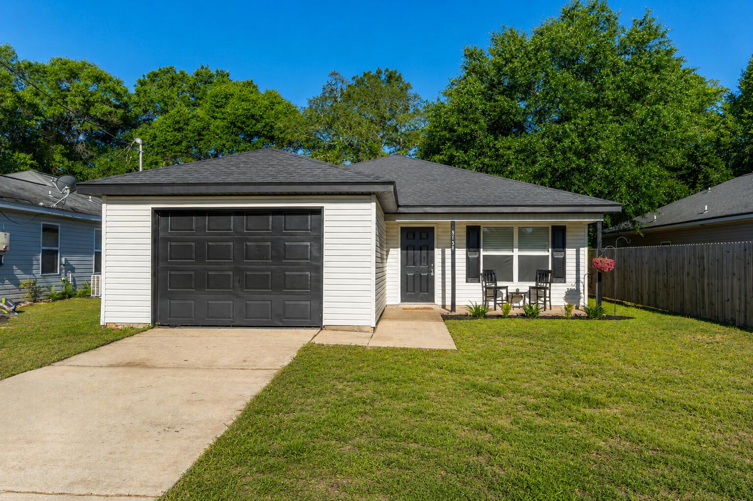 MORRIS ADDN TO CRESTVIEW - Residential