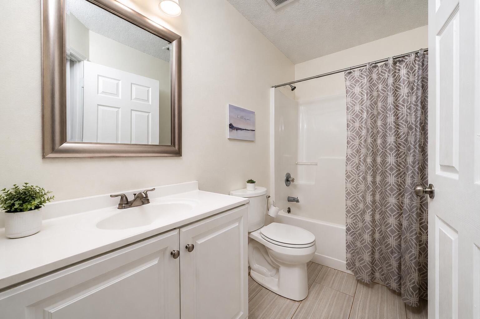 MORRIS ADDN TO CRESTVIEW - Residential