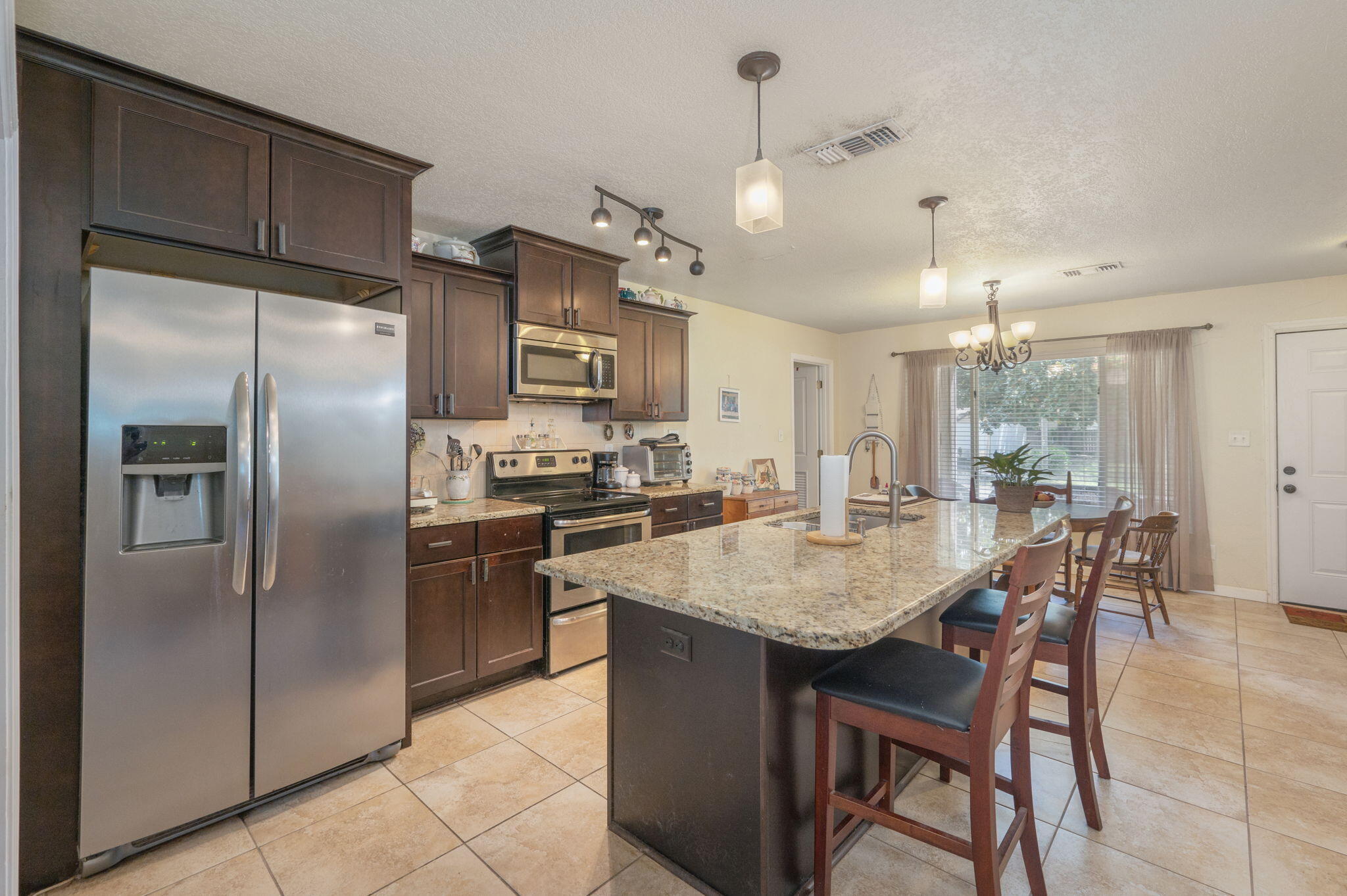 OAK TREE PARK - Residential