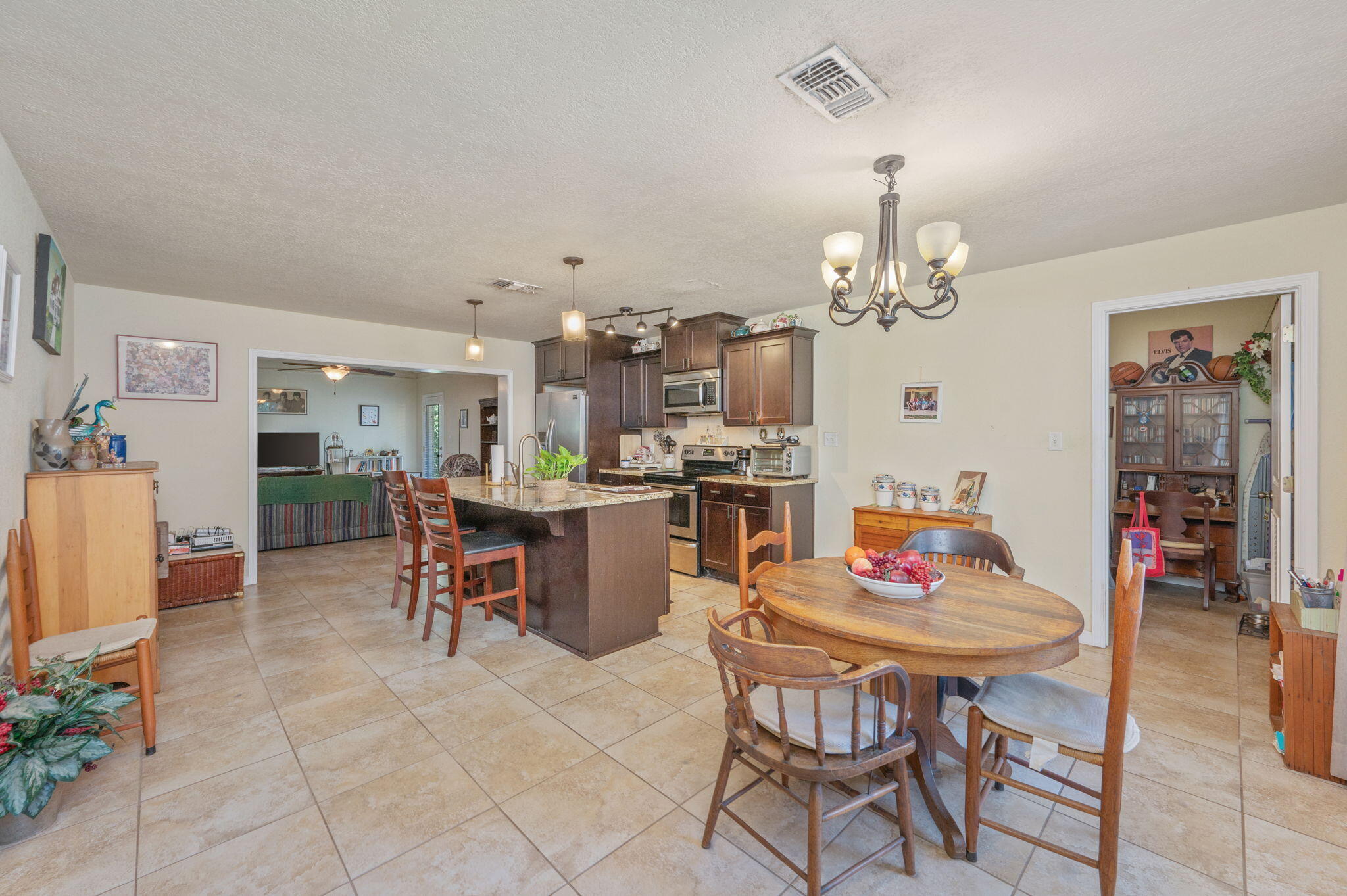OAK TREE PARK - Residential