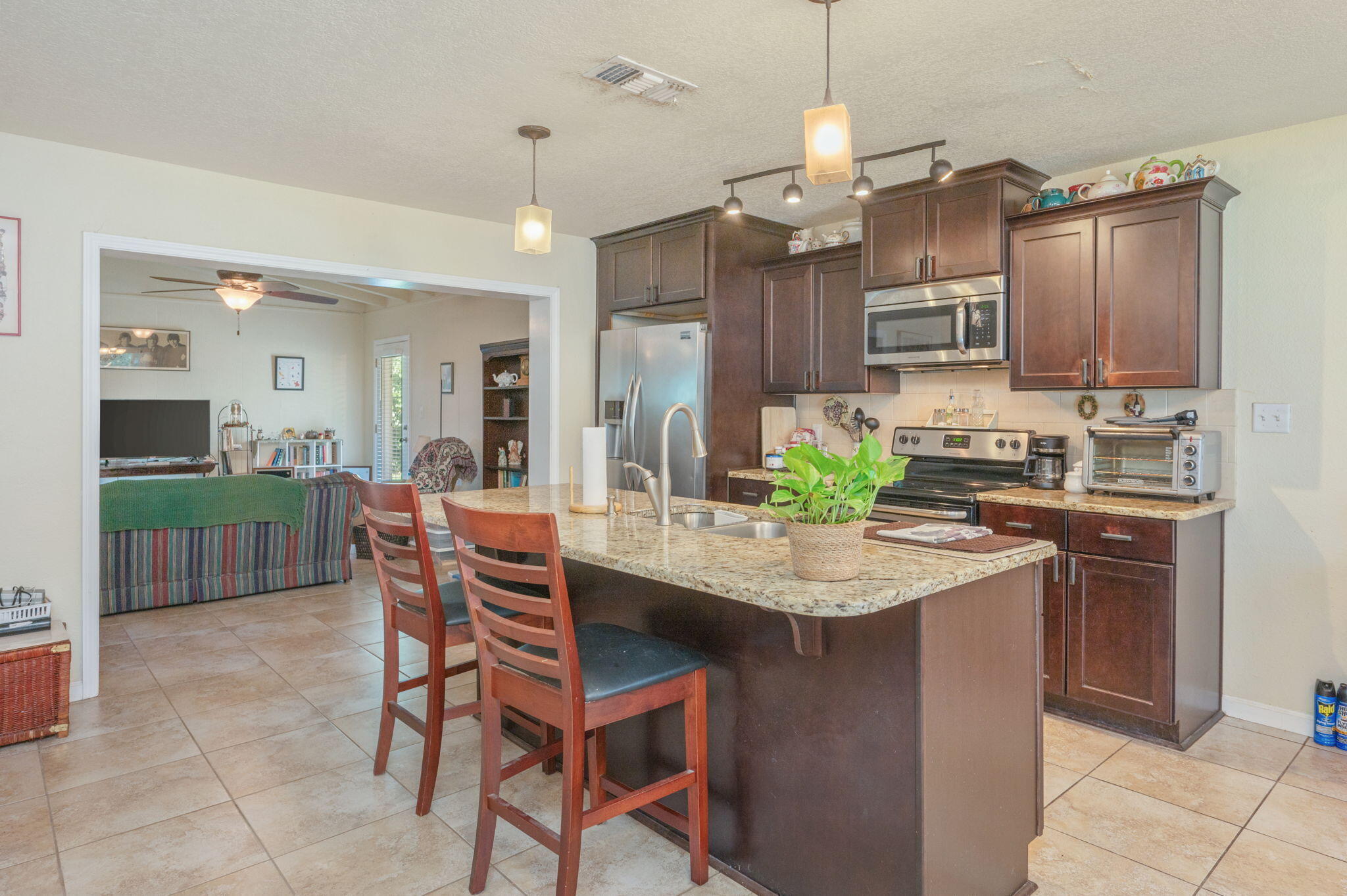 OAK TREE PARK - Residential