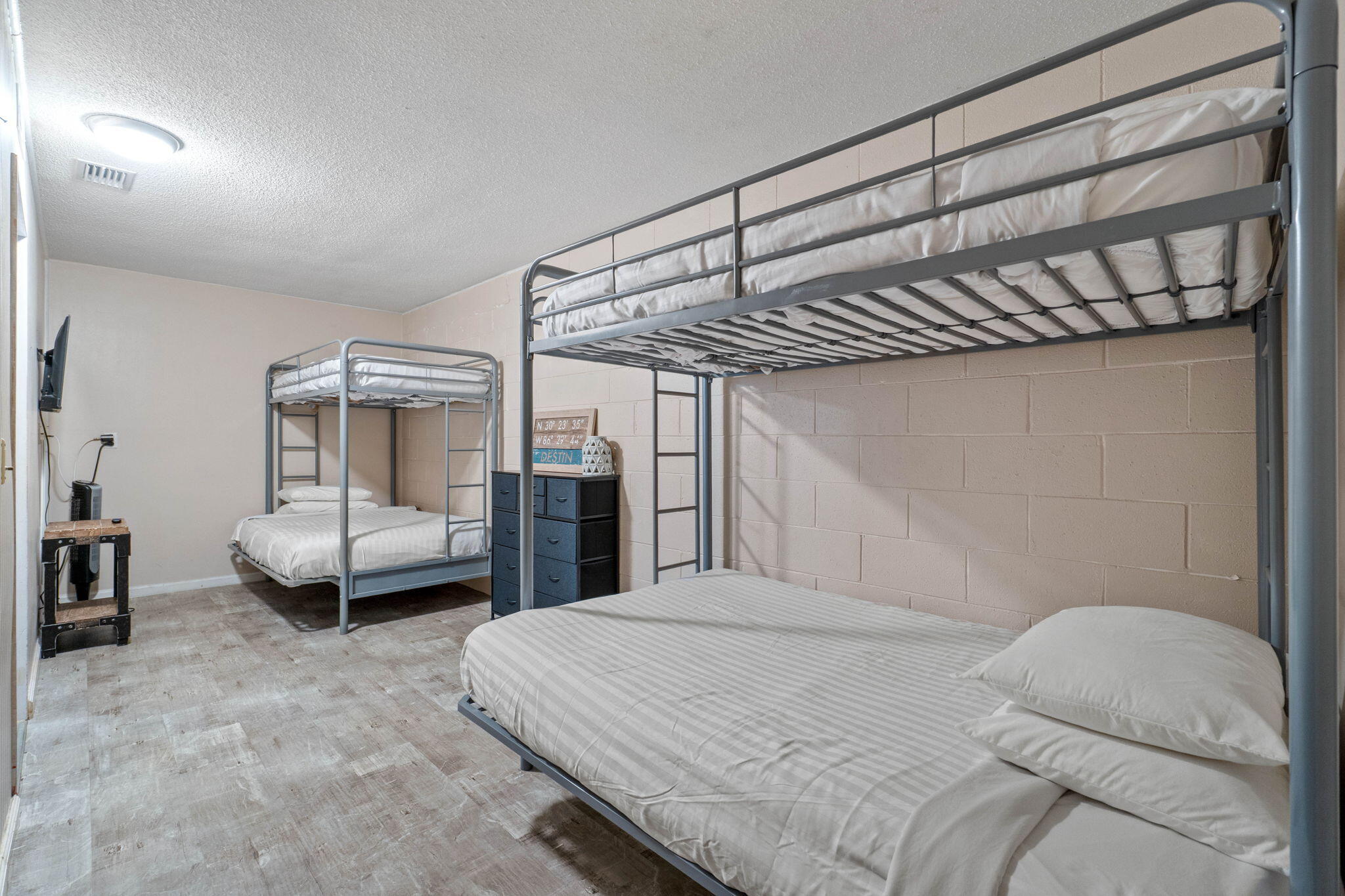 LAGUNA POINT CONDO - Residential