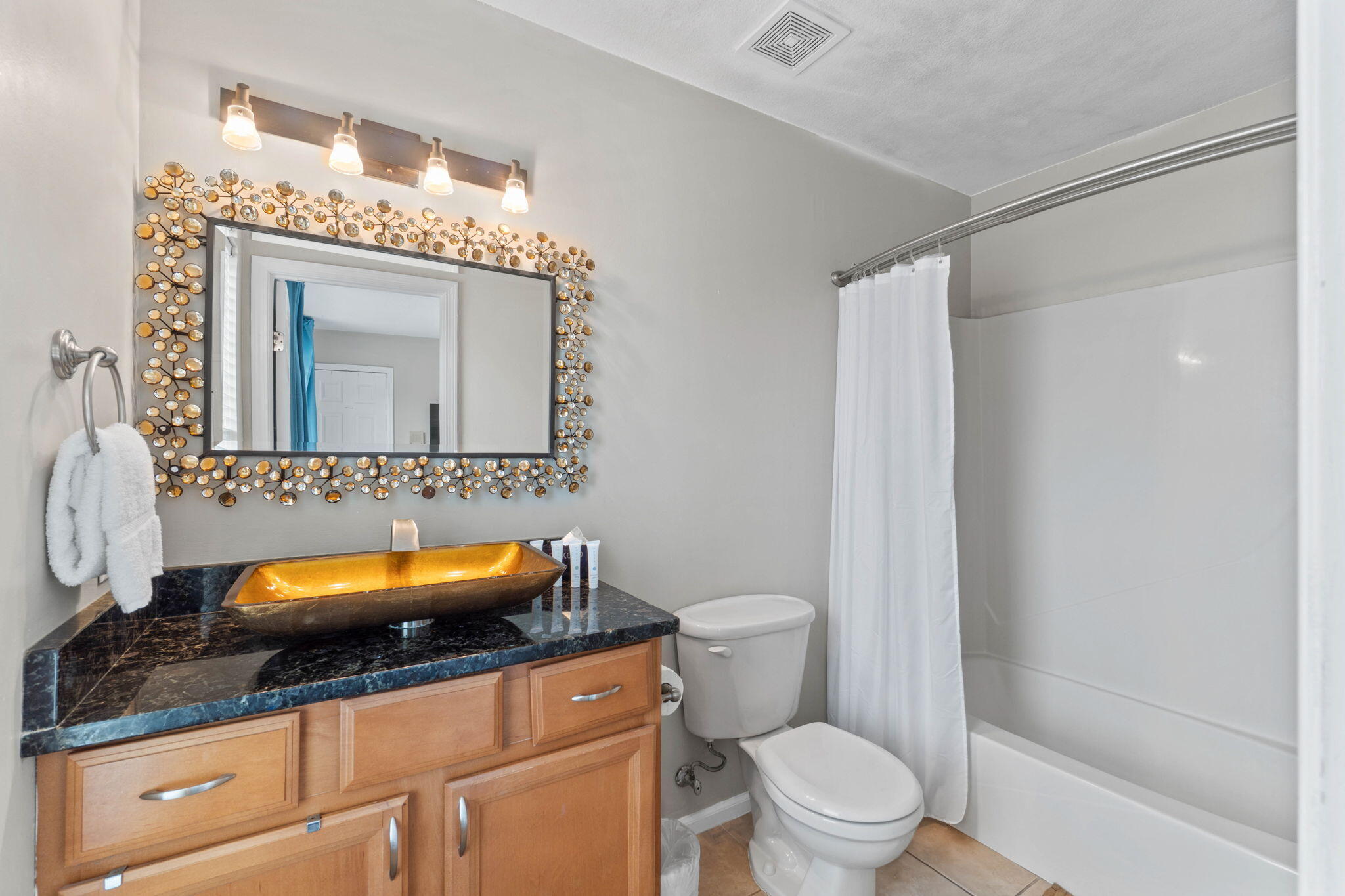 LAGUNA POINT CONDO - Residential