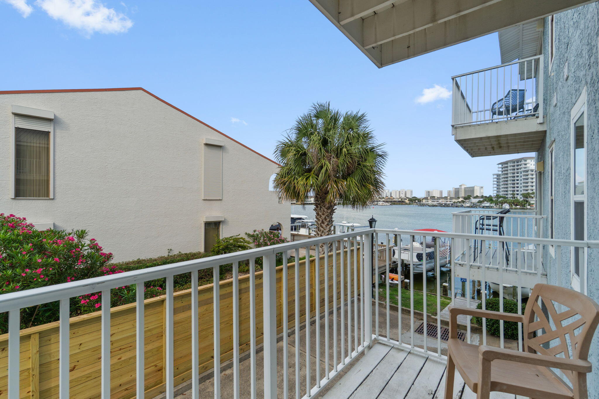 LAGUNA POINT CONDO - Residential
