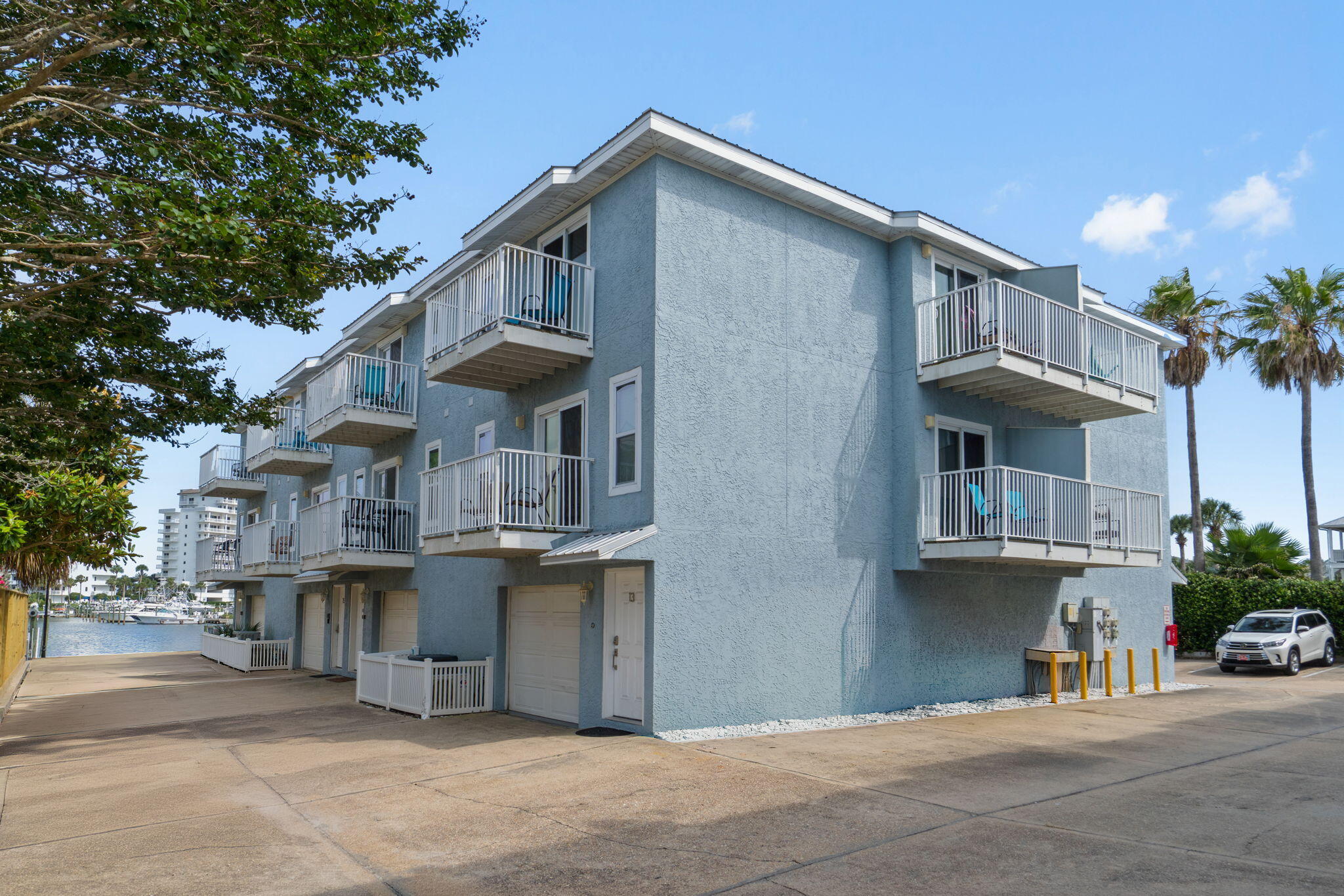 LAGUNA POINT CONDO - Residential