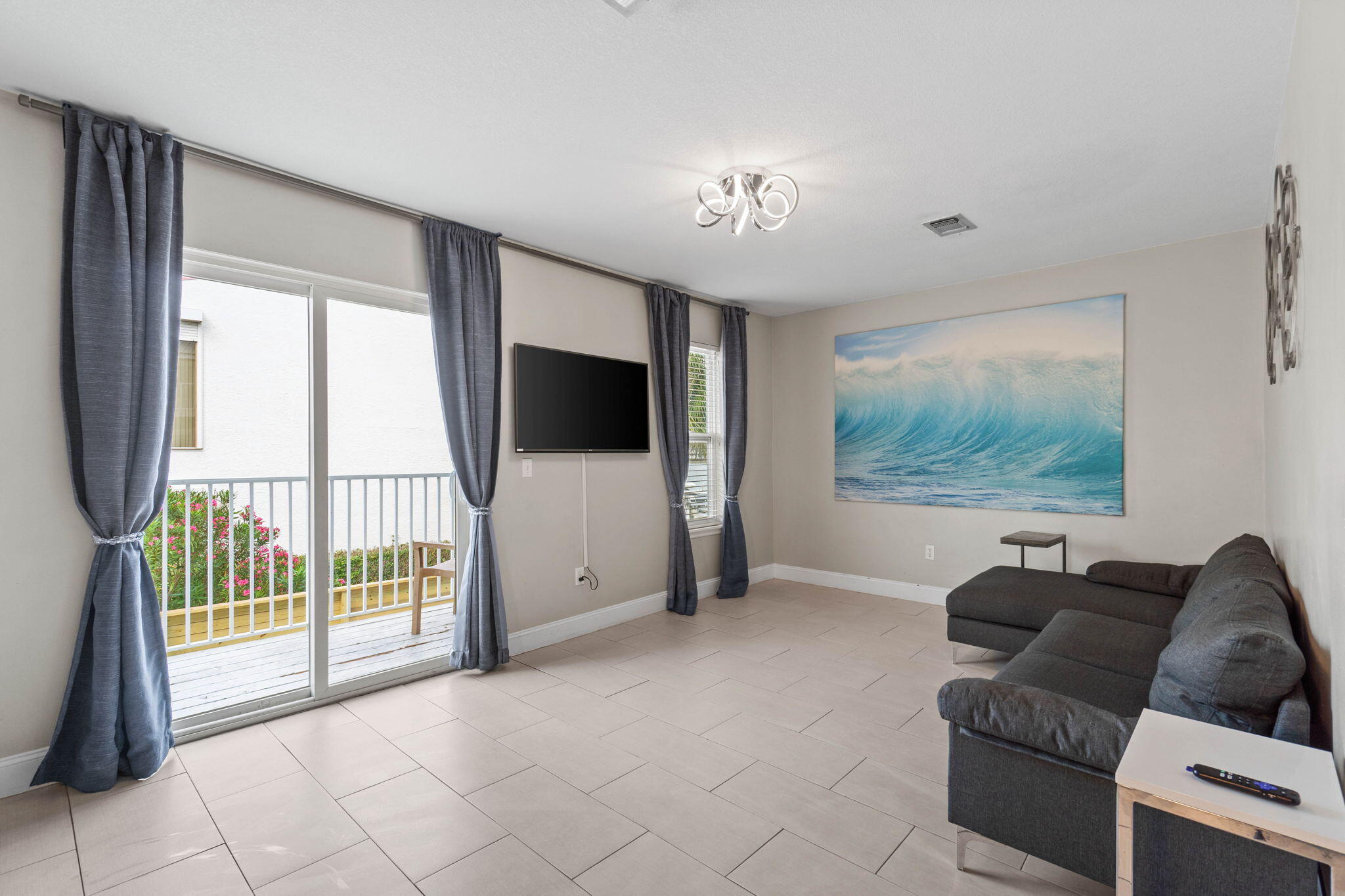 LAGUNA POINT CONDO - Residential