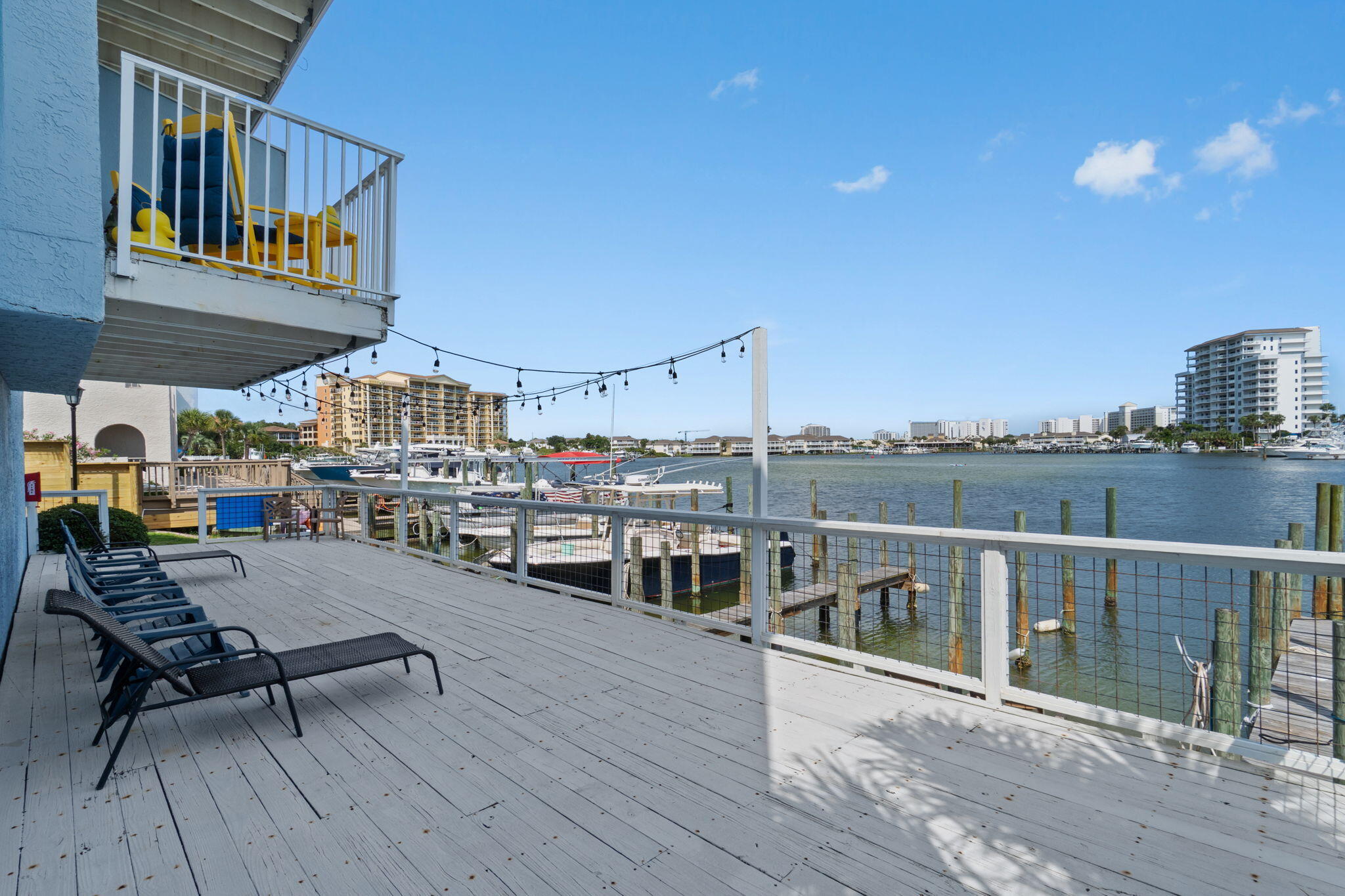 LAGUNA POINT CONDO - Residential