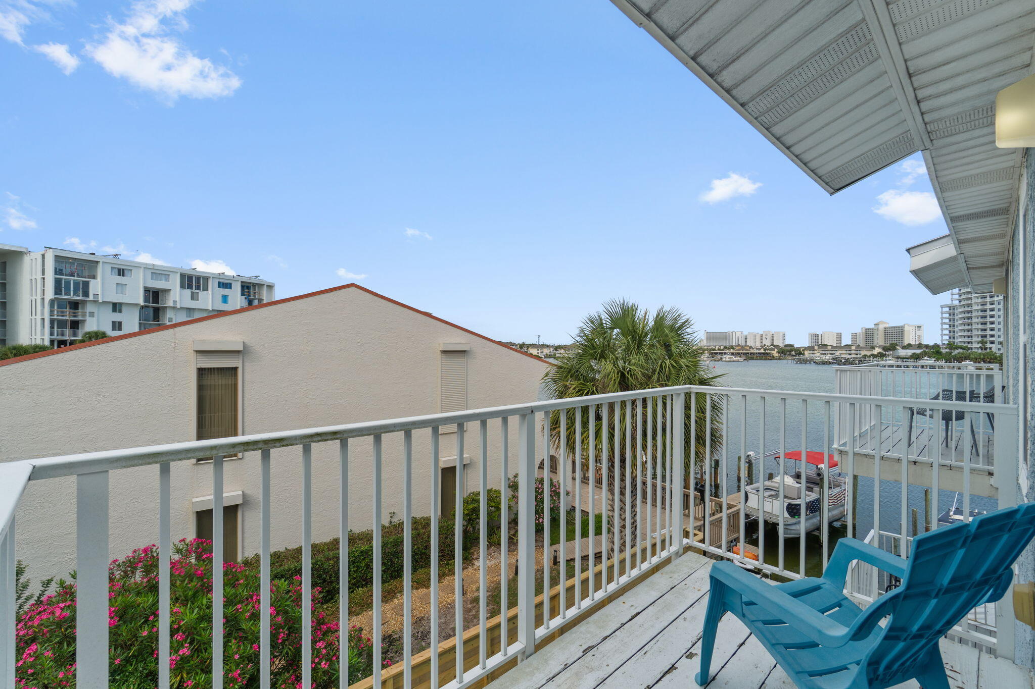 LAGUNA POINT CONDO - Residential