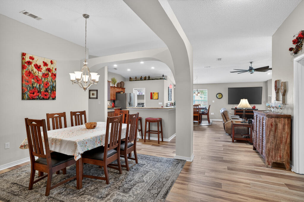 Tanglewood Oaks - Residential