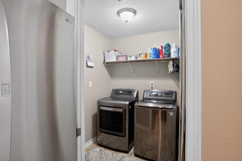 Tanglewood Oaks - Residential
