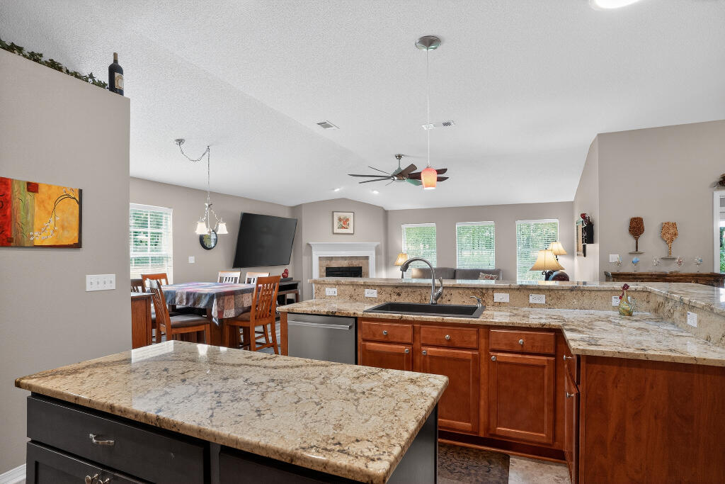 Tanglewood Oaks - Residential