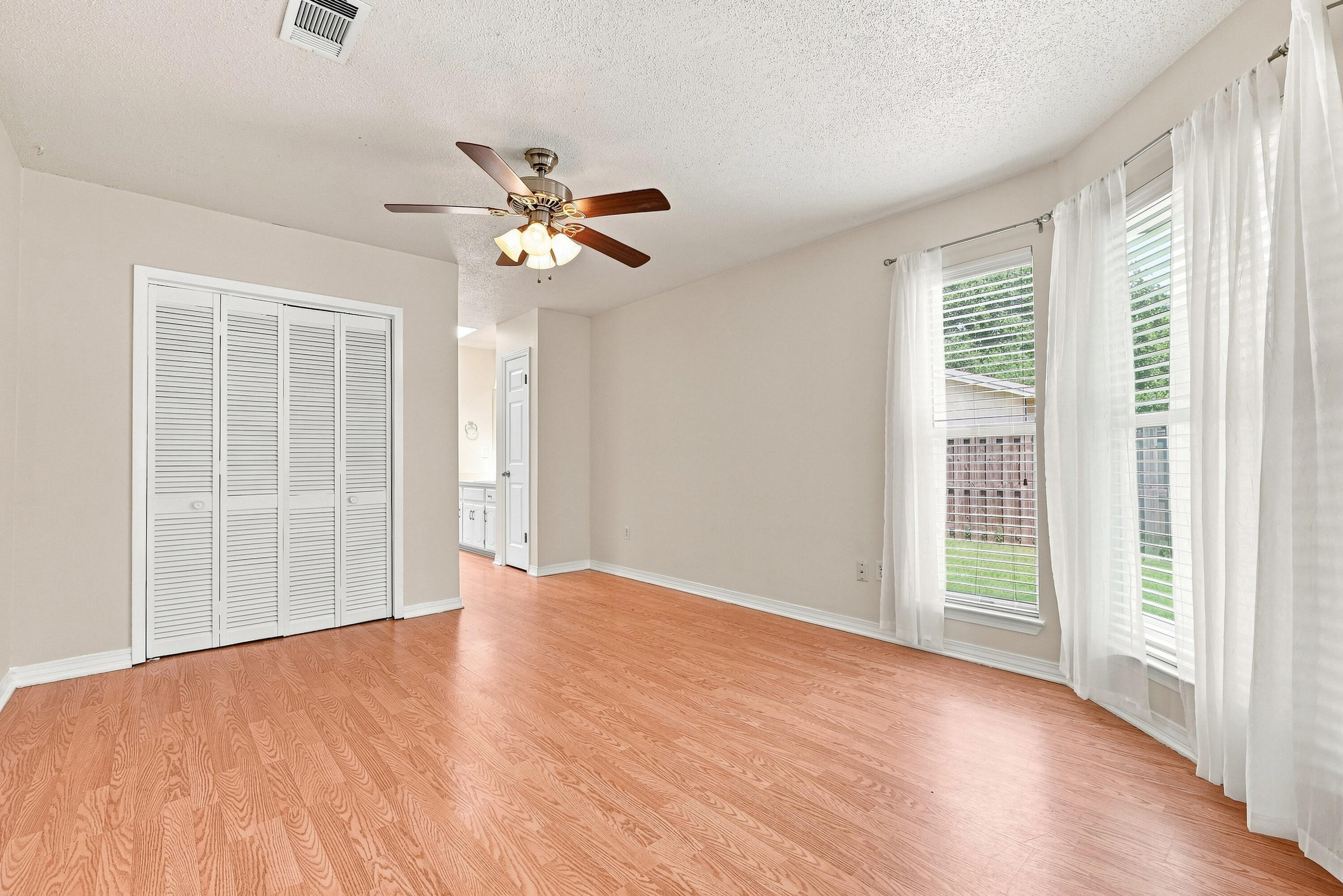 BLUE PINE VILLAGE PH 1 - Residential Lease
