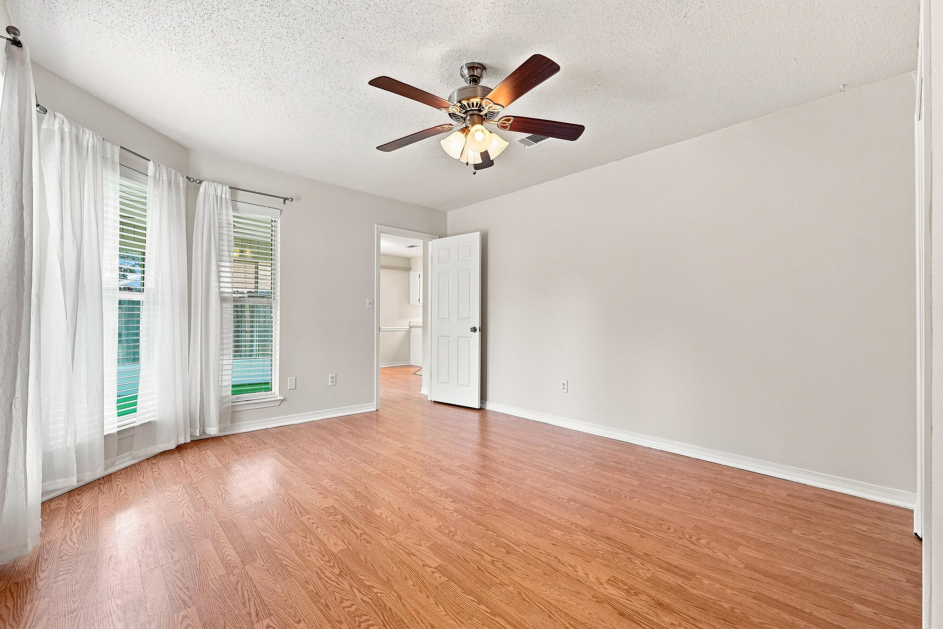 BLUE PINE VILLAGE PH 1 - Residential Lease