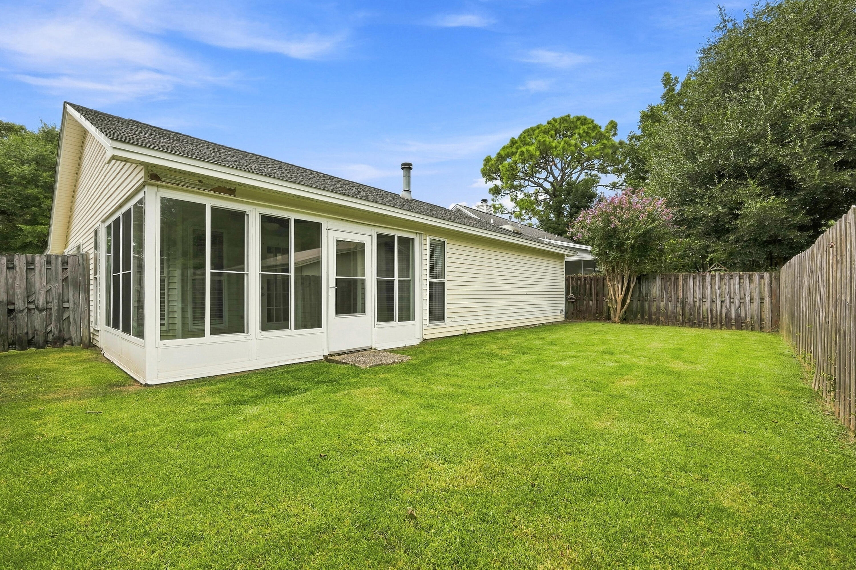 BLUE PINE VILLAGE PH 1 - Residential Lease