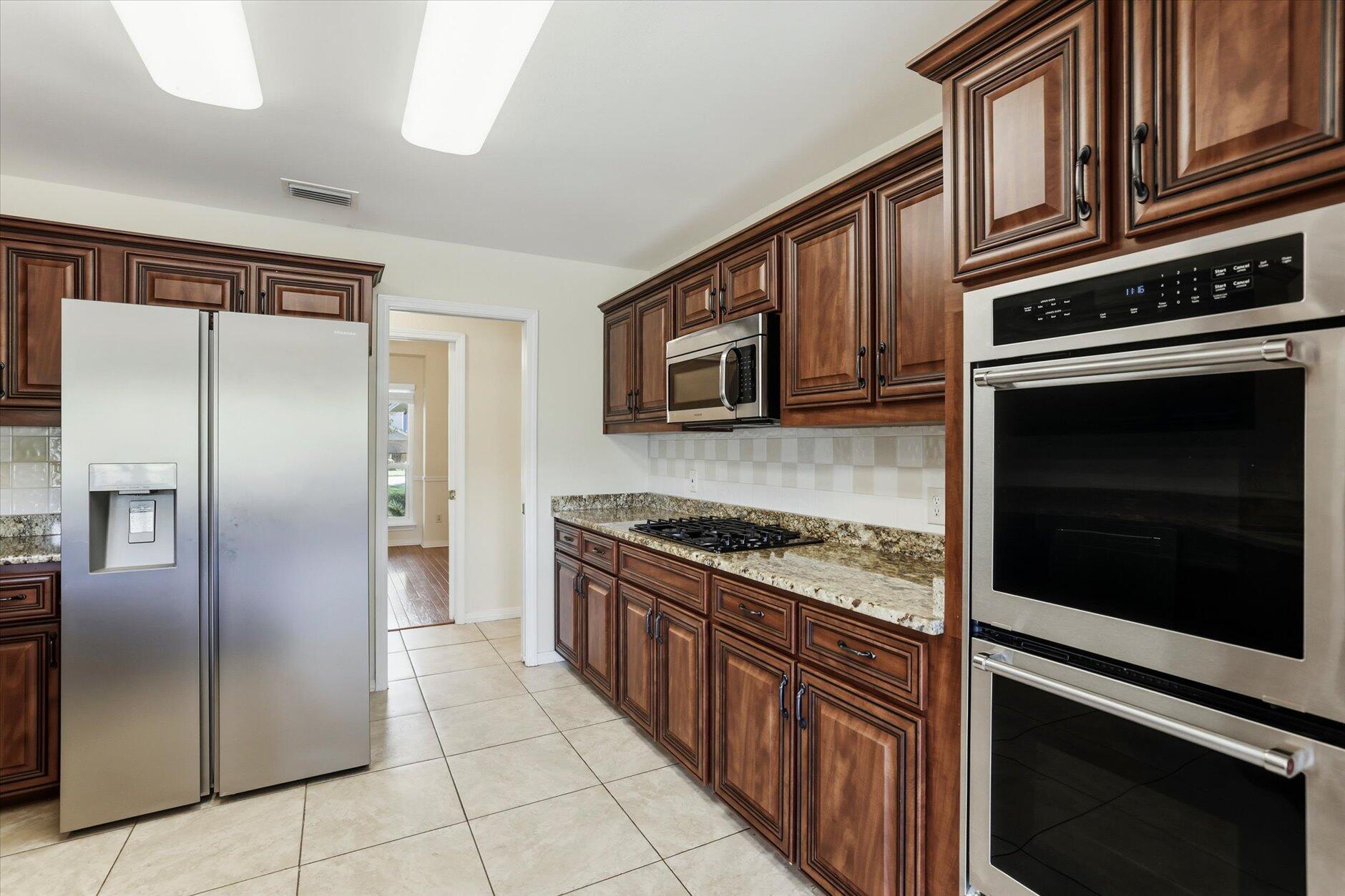 WINDWARD PH 3 - Residential