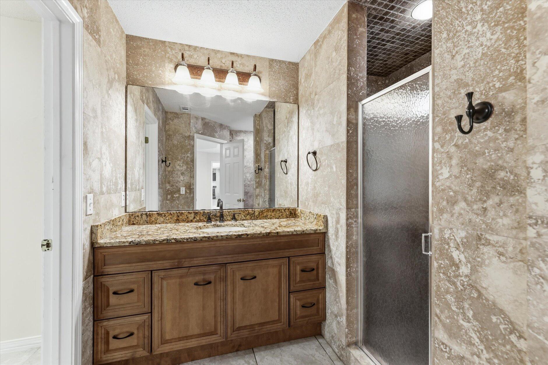 WINDWARD PH 3 - Residential