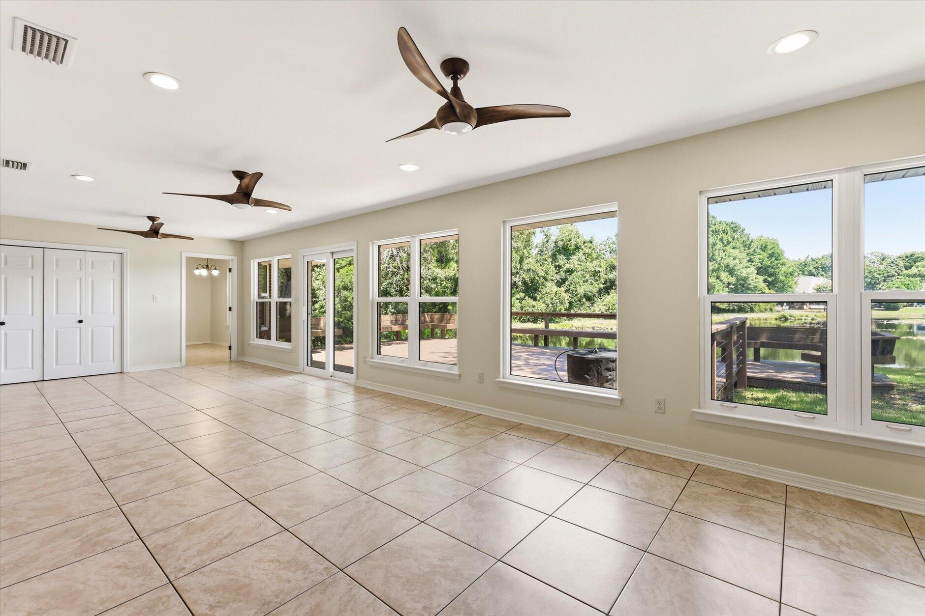 WINDWARD PH 3 - Residential