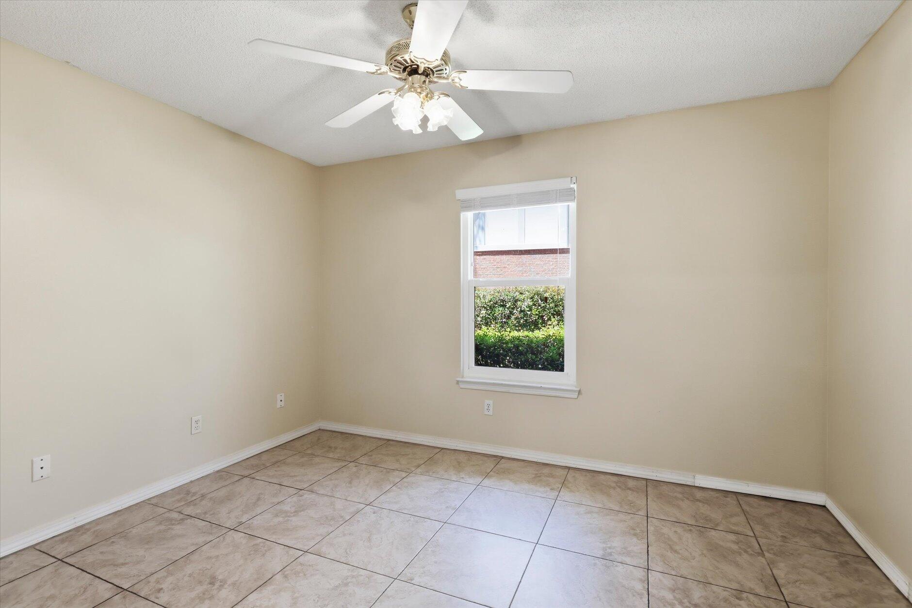 WINDWARD PH 3 - Residential