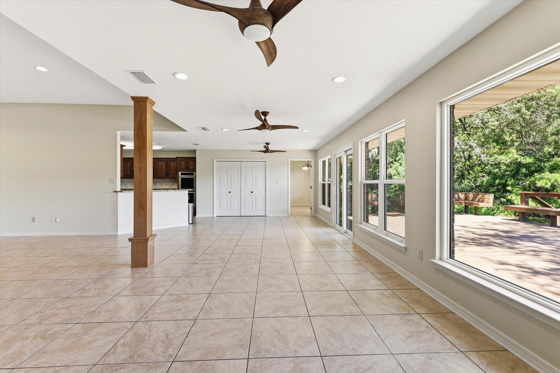 WINDWARD PH 3 - Residential