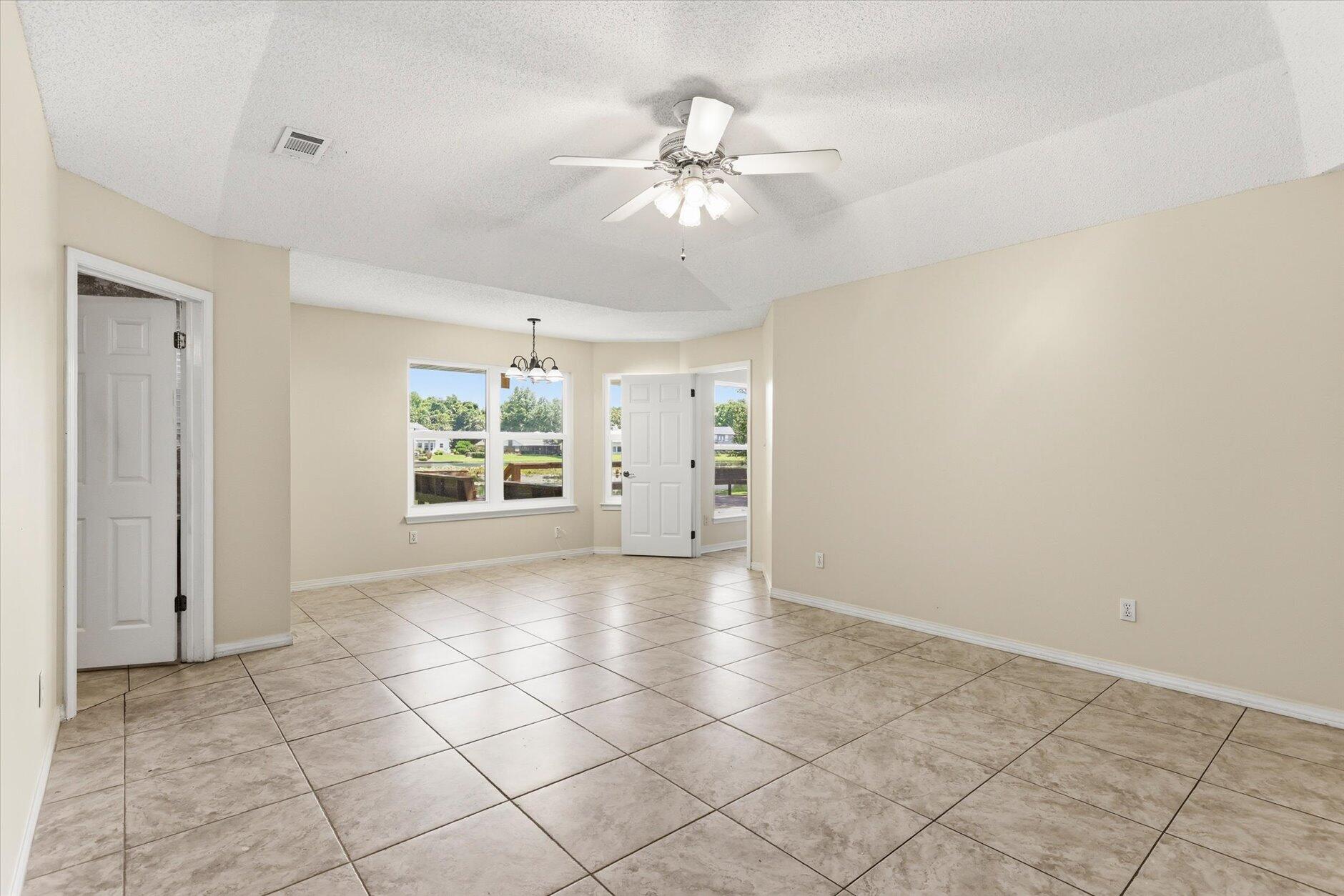 WINDWARD PH 3 - Residential