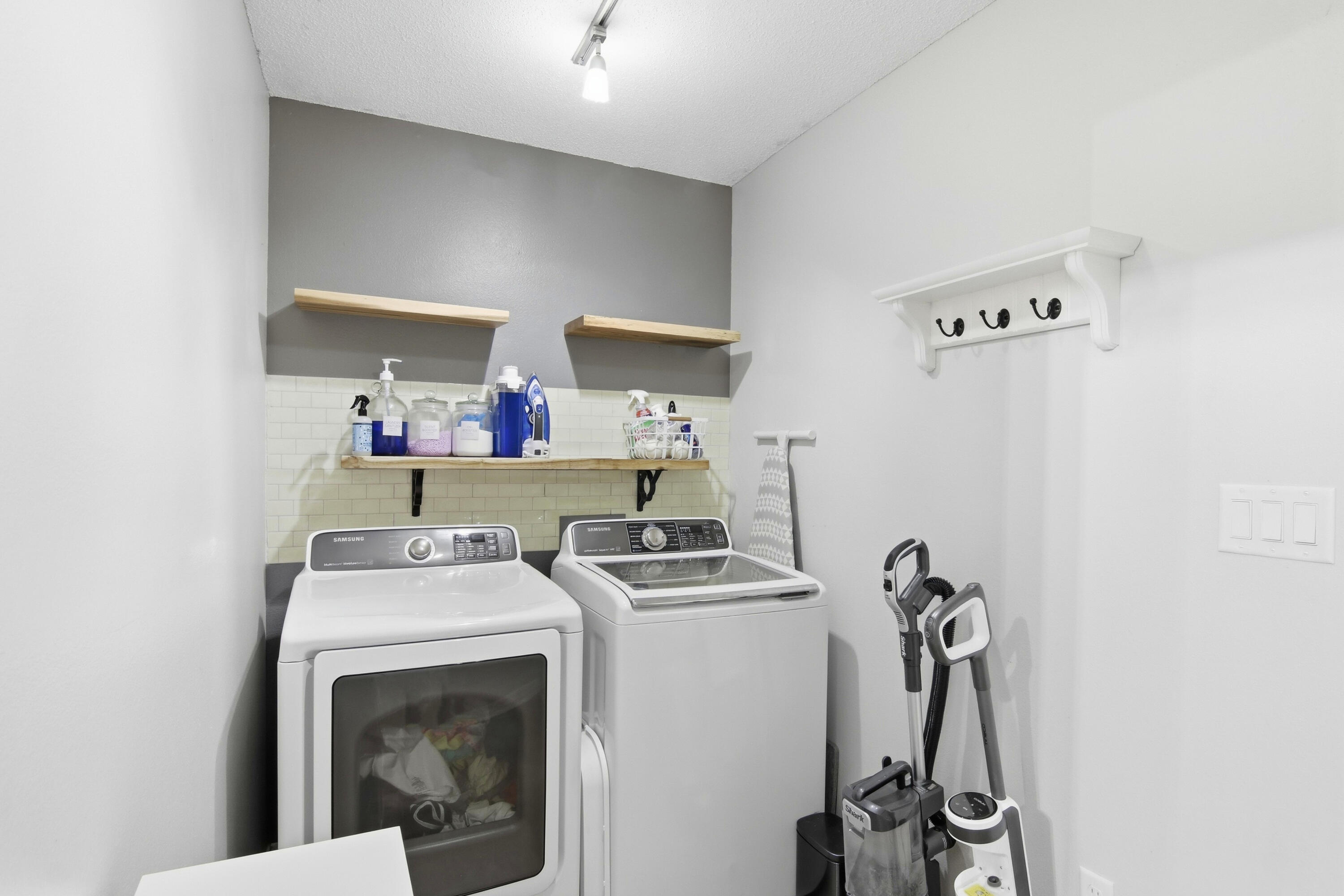 SILVER OAKS PH 2 - Residential