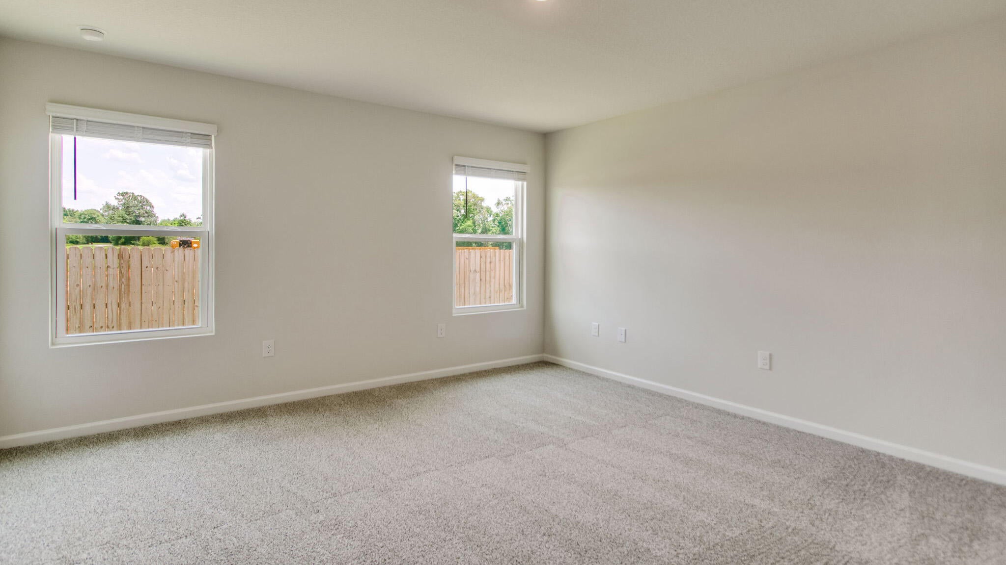 PLANTATION WOODS - Residential