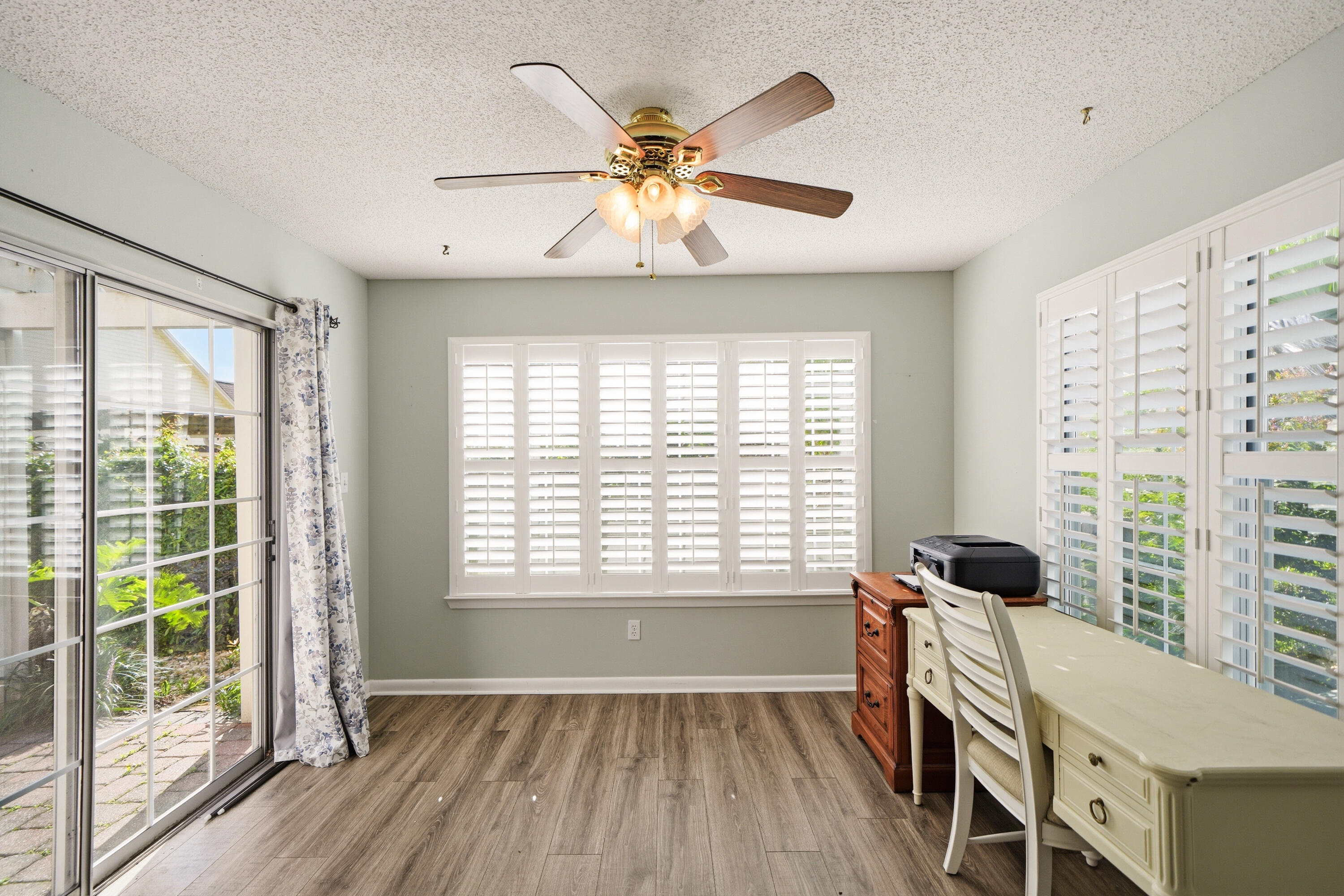FAIRWAY LAKES PH 2 - Residential