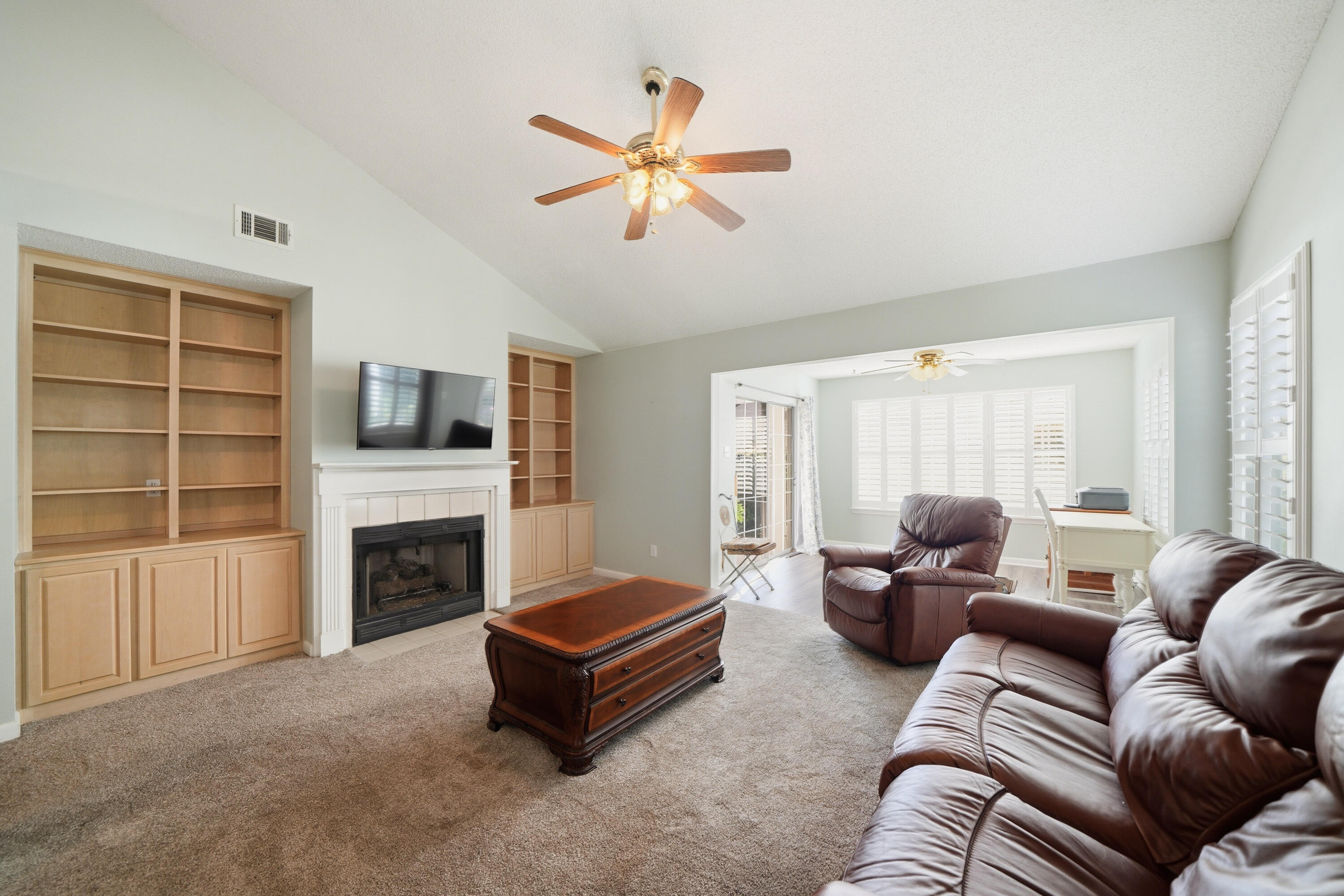 FAIRWAY LAKES PH 2 - Residential